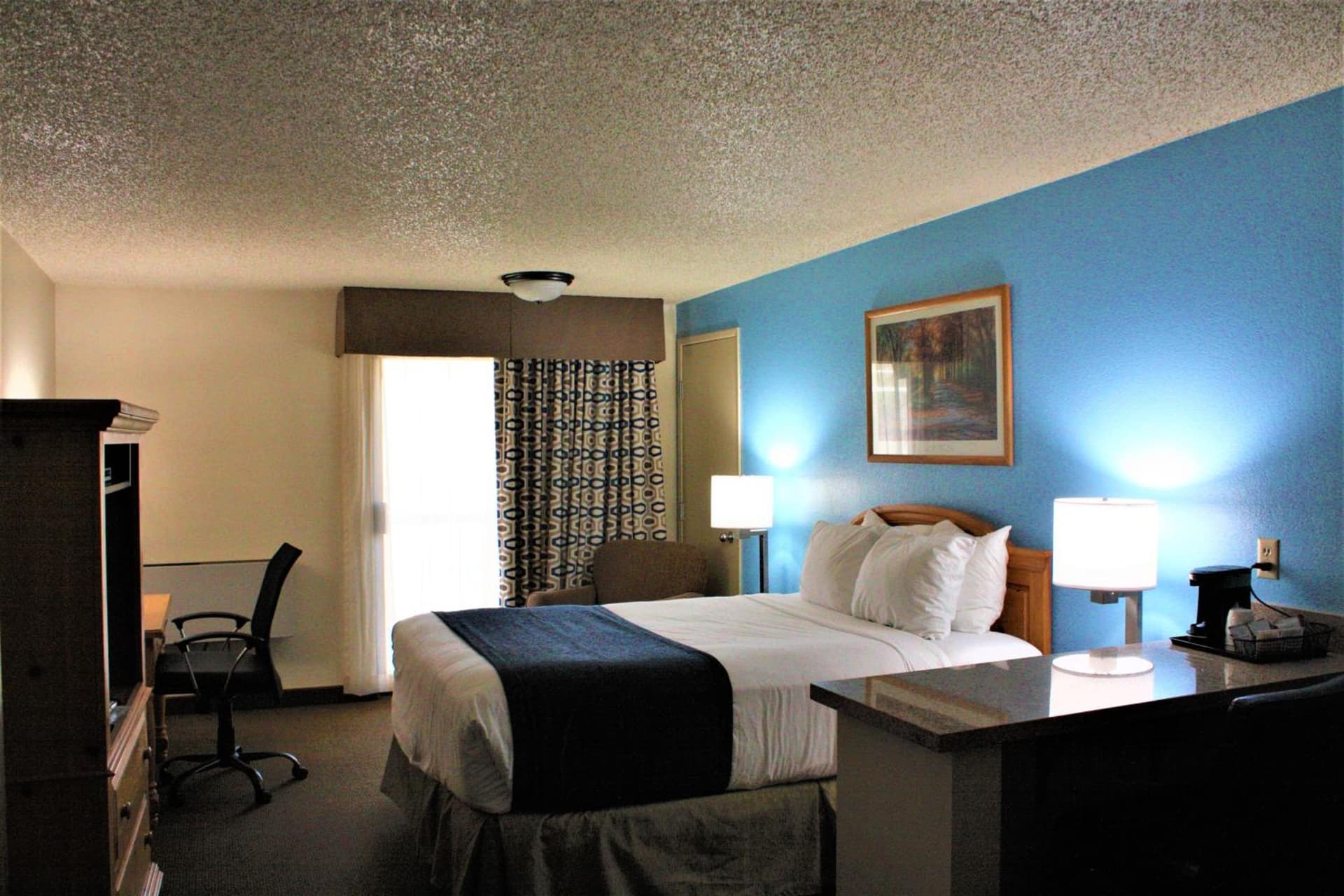 Baymont by Wyndham Yakima Riverfront gallery photo in Yakima, WA — image 13