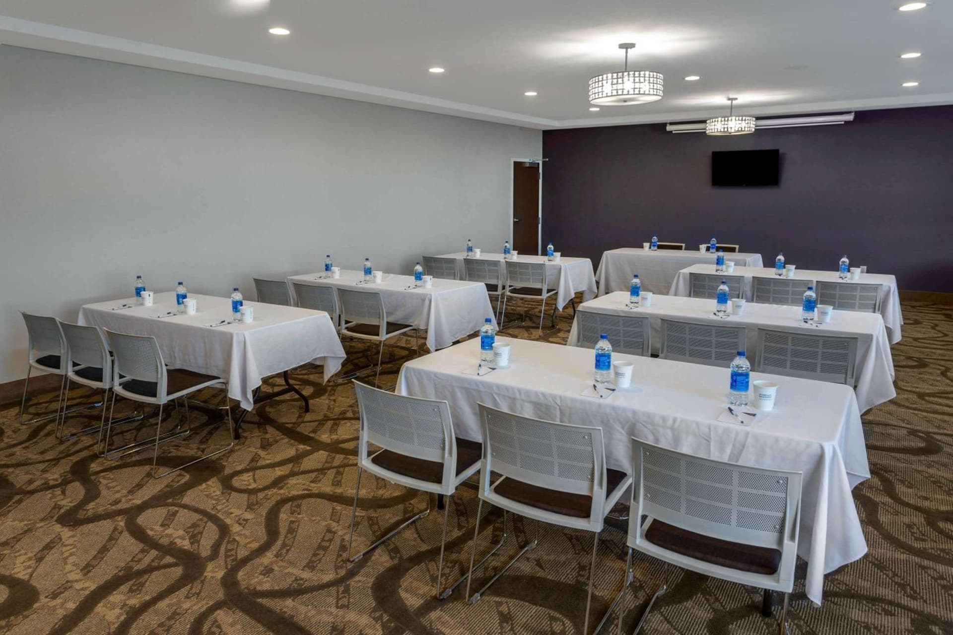 Microtel Inn & Suites by Wyndham Niagara Falls gallery photo in Niagara Falls, NY — image 38