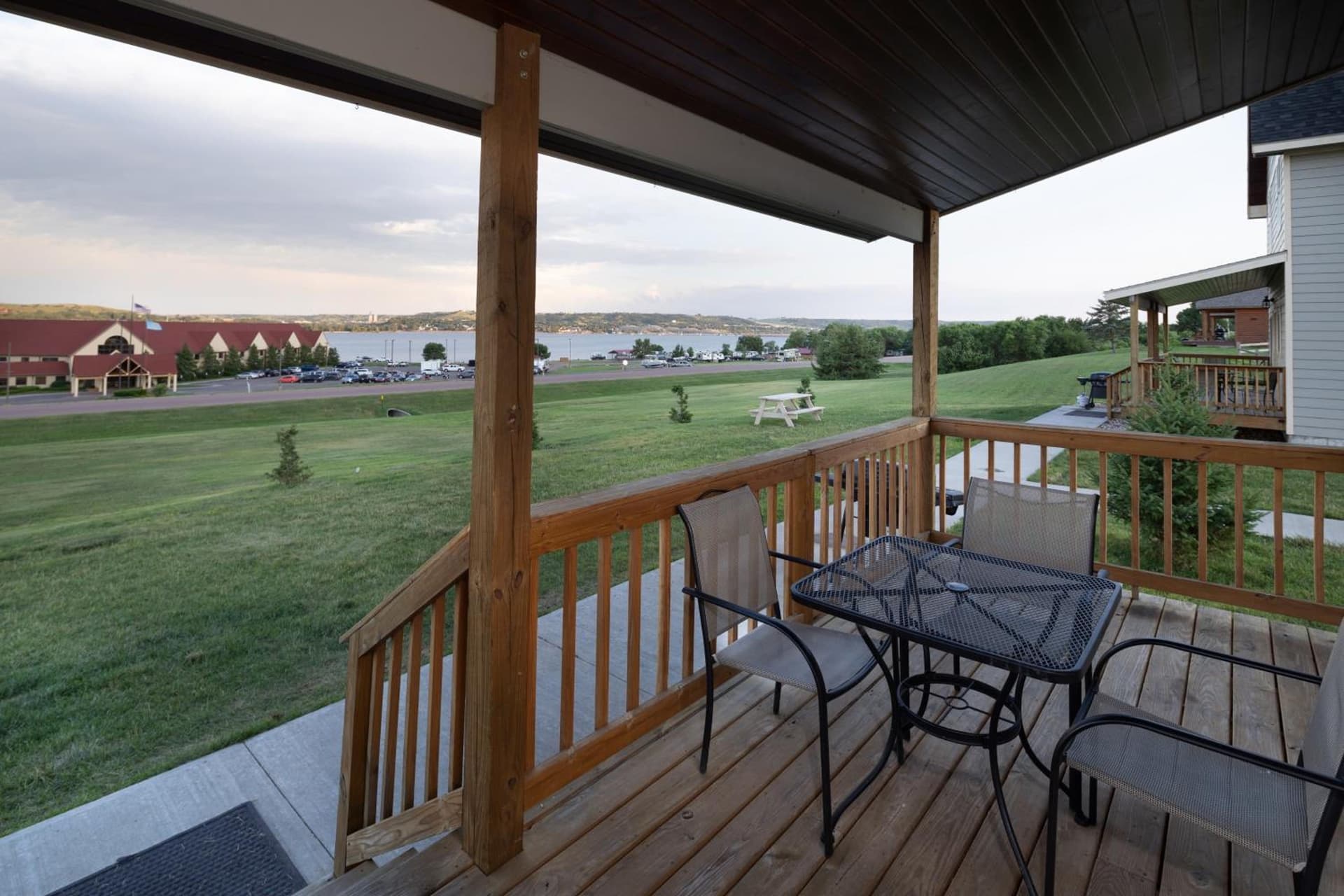 Cedar Shore Resort property views in Oacoma, SD — gallery photo 3