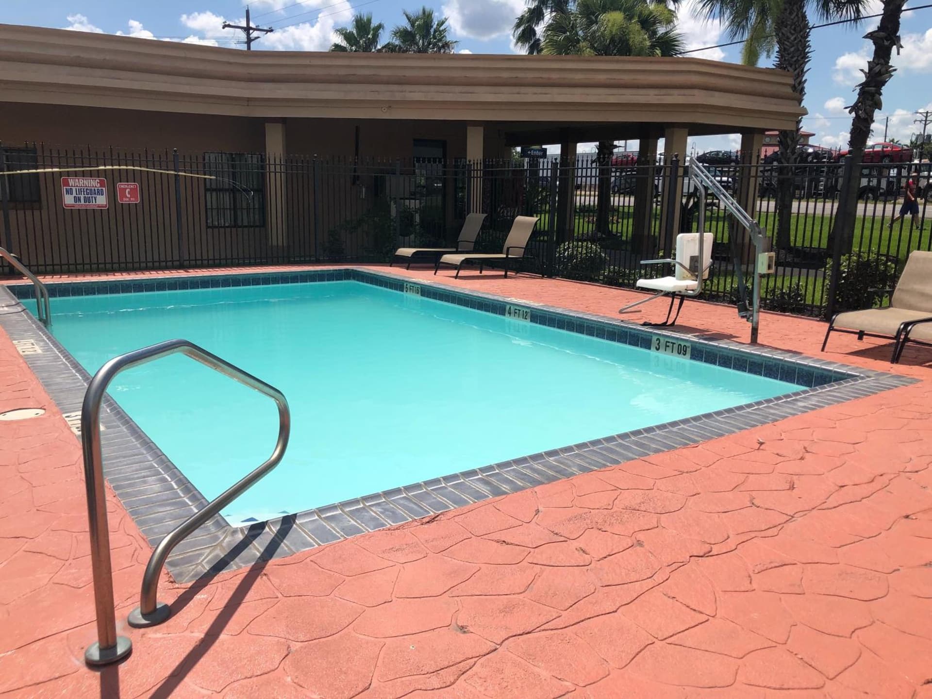 Days Inn by Wyndham Lake Charles gallery photo in Lake Charles, LA — image 17