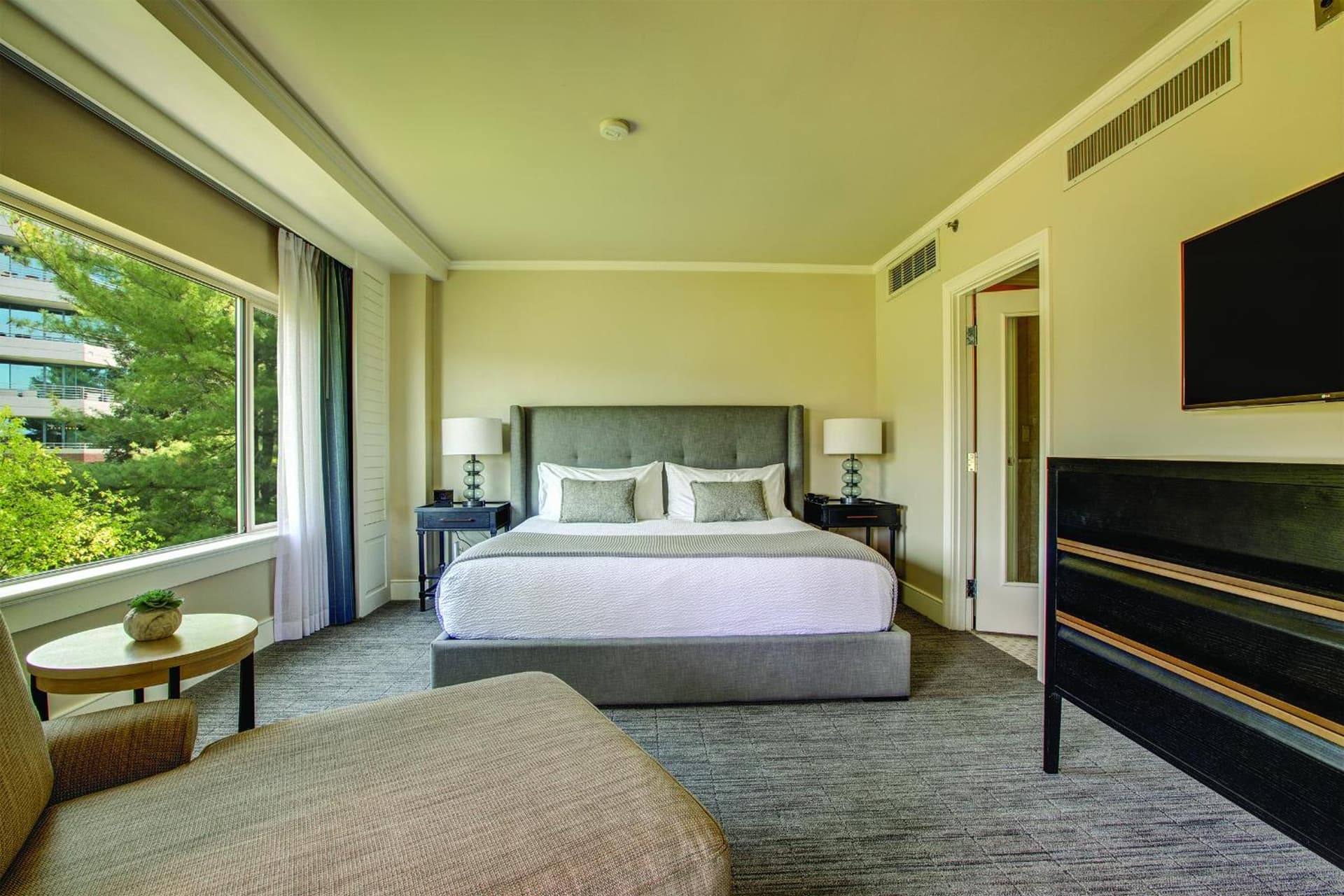 The Woodmark Hotel & Still Spa on Lake Washington gallery photo in Kirkland, WA — image 24