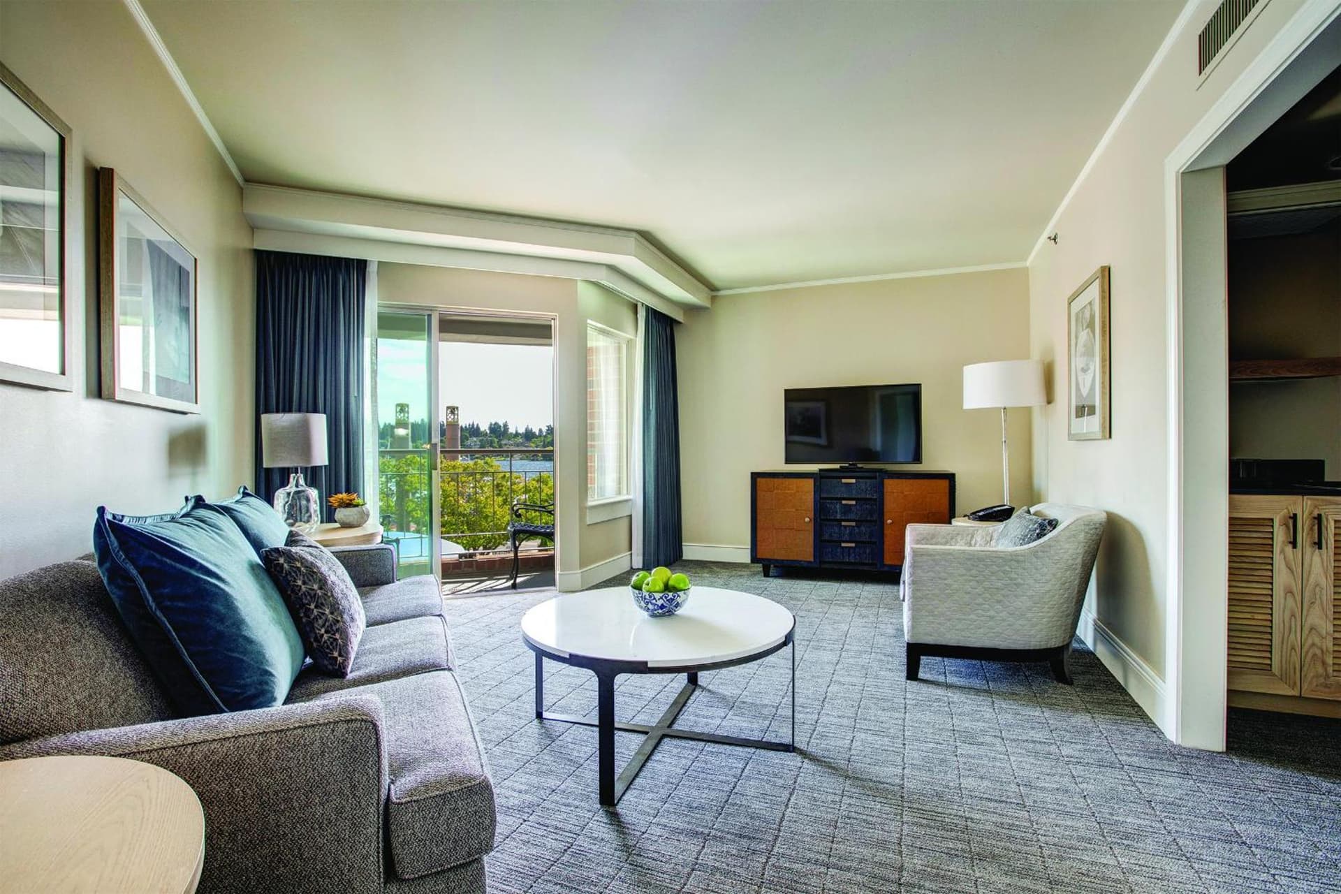 The Woodmark Hotel & Still Spa on Lake Washington gallery photo in Kirkland, WA — image 16