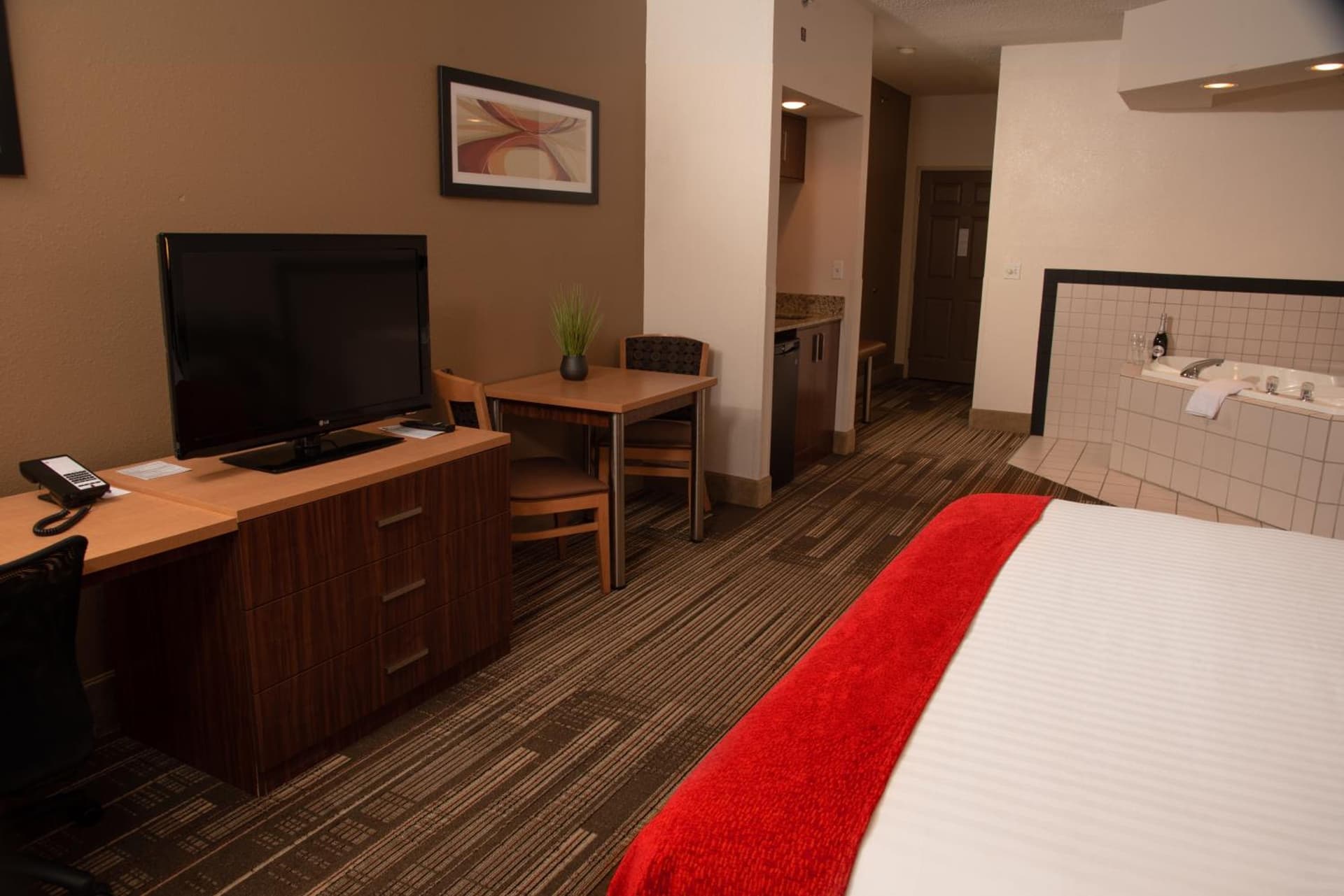 Northfield Inn Suites and Conference Center gallery photo in Springfield, IL — image 35