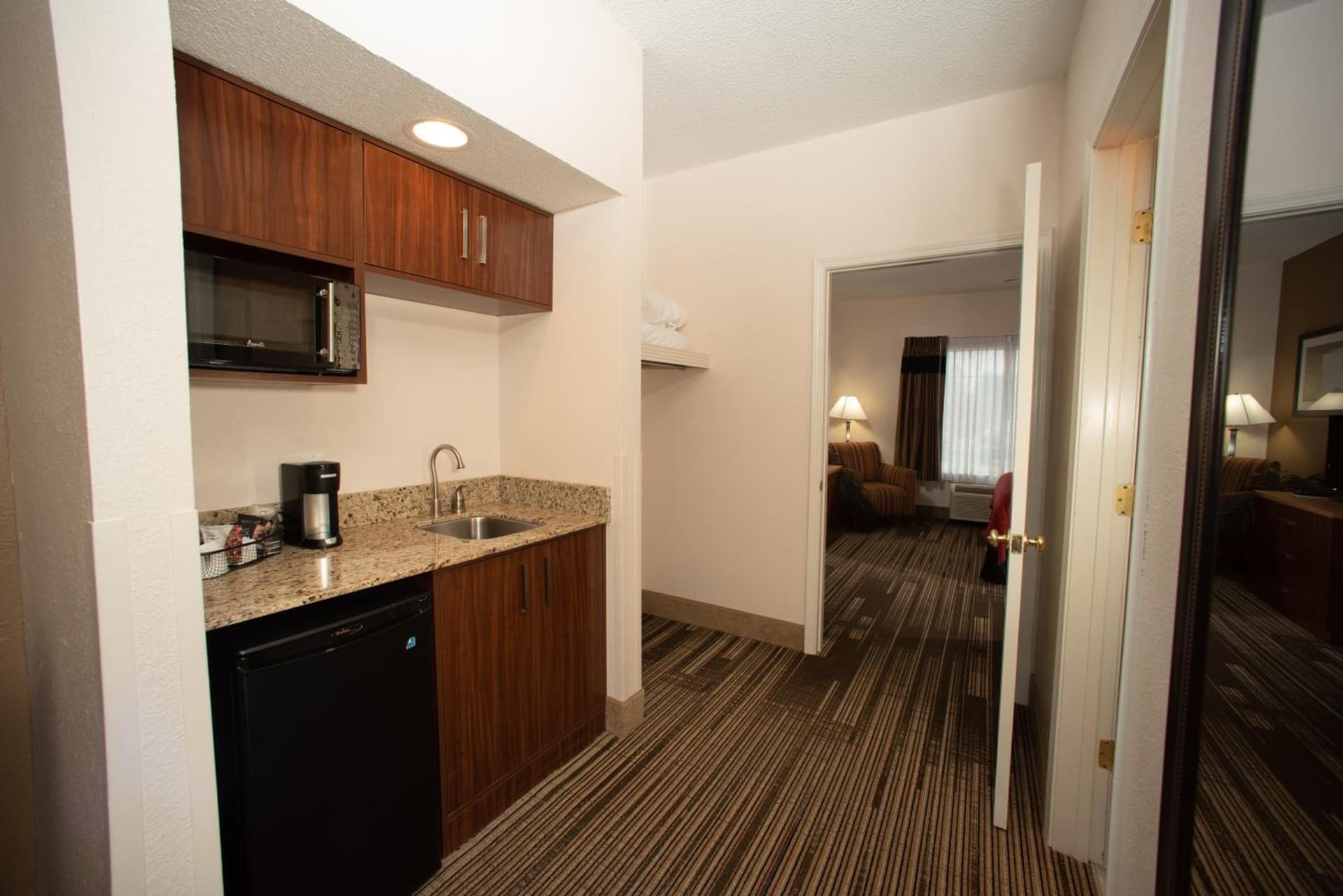 Northfield Inn Suites and Conference Center gallery photo in Springfield, IL — image 32