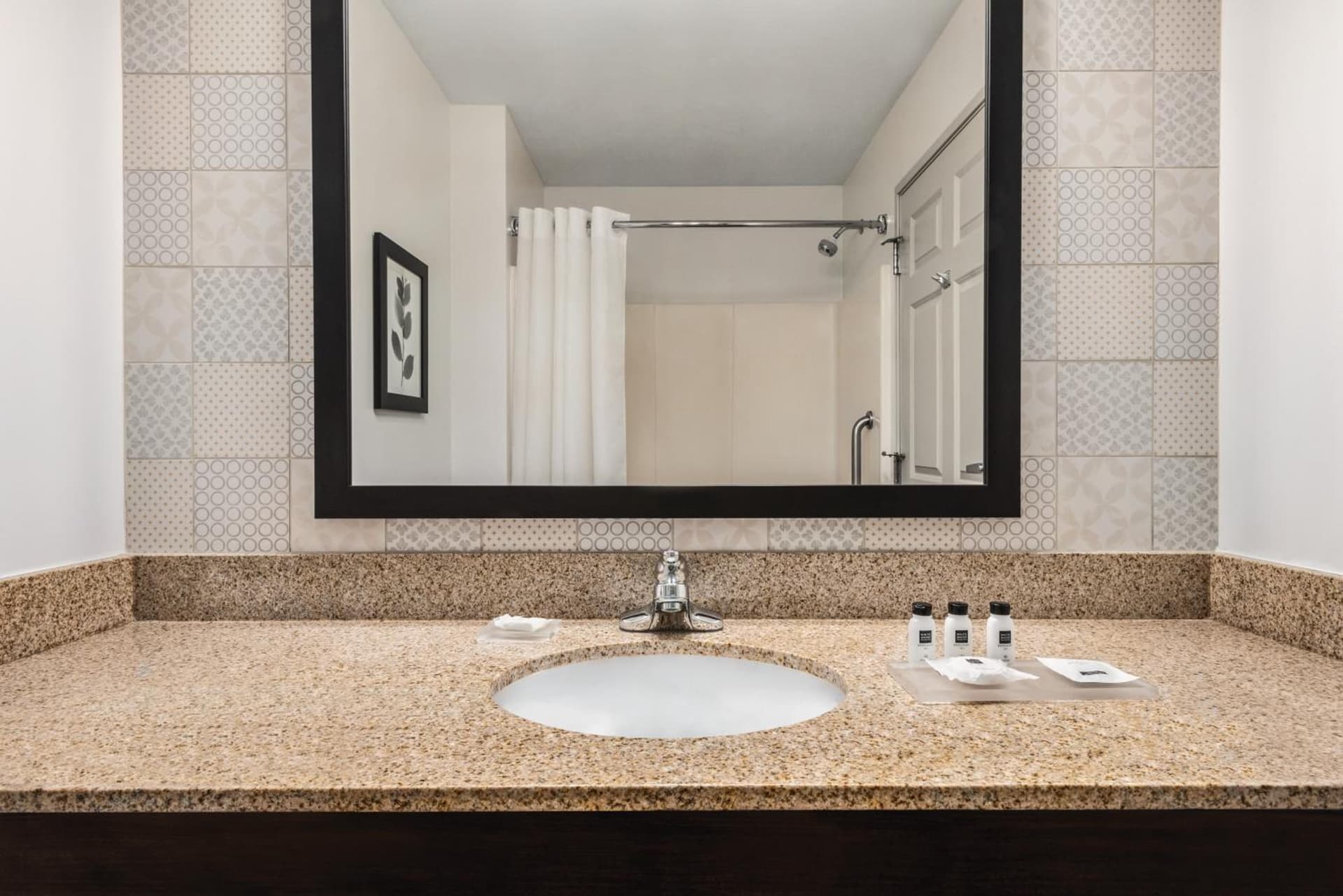 Country Inn & Suites by Radisson, Green Bay East, WI gallery photo in Green Bay, WI — image 25