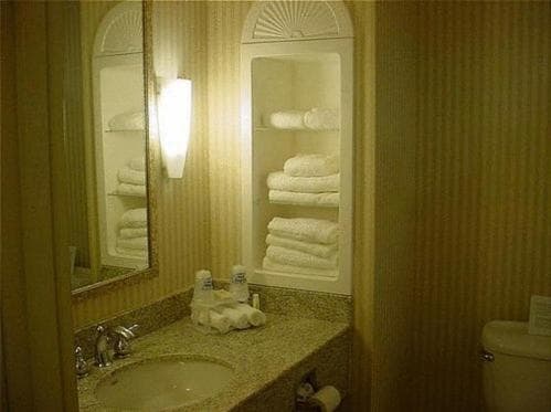 Holiday Inn Express Hotel & Suites Drums-Hazelton by IHG gallery photo in Drums, PA — image 38