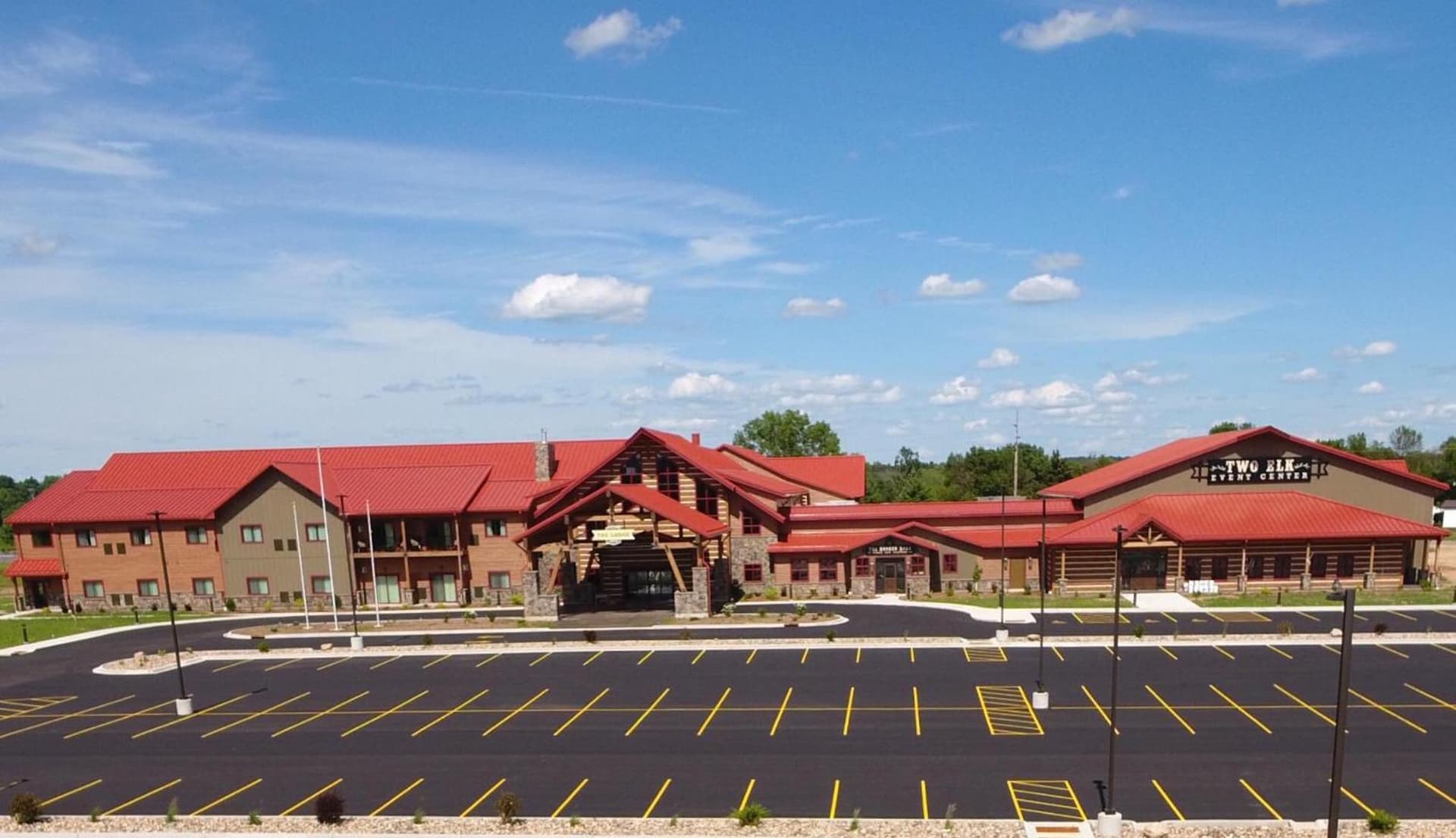 The Lodge at Mauston interior in Mauston, WI — gallery photo 2