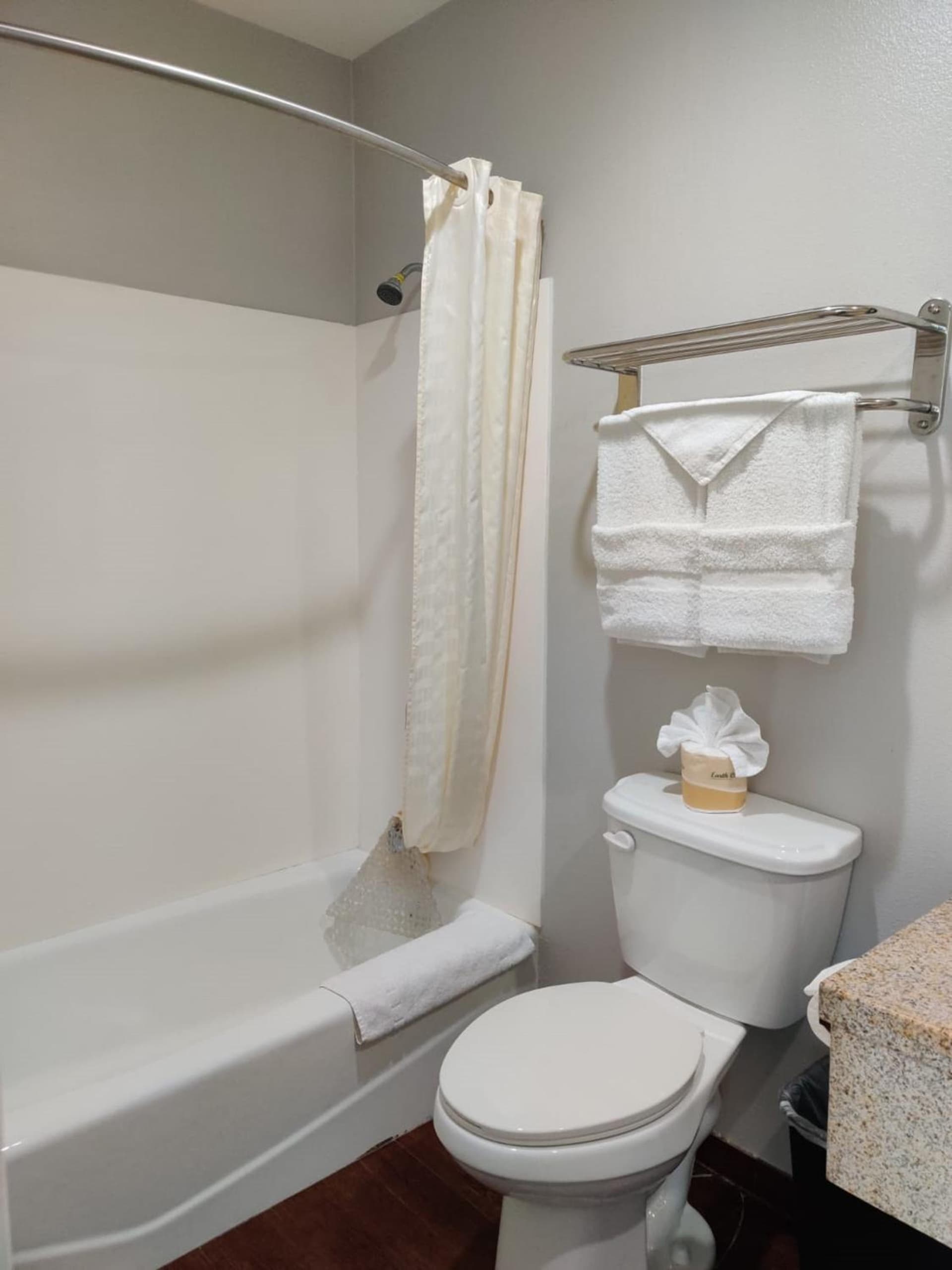 LYFE INN & SUITES by AGA - LAX Airport gallery photo in Inglewood, CA — image 33