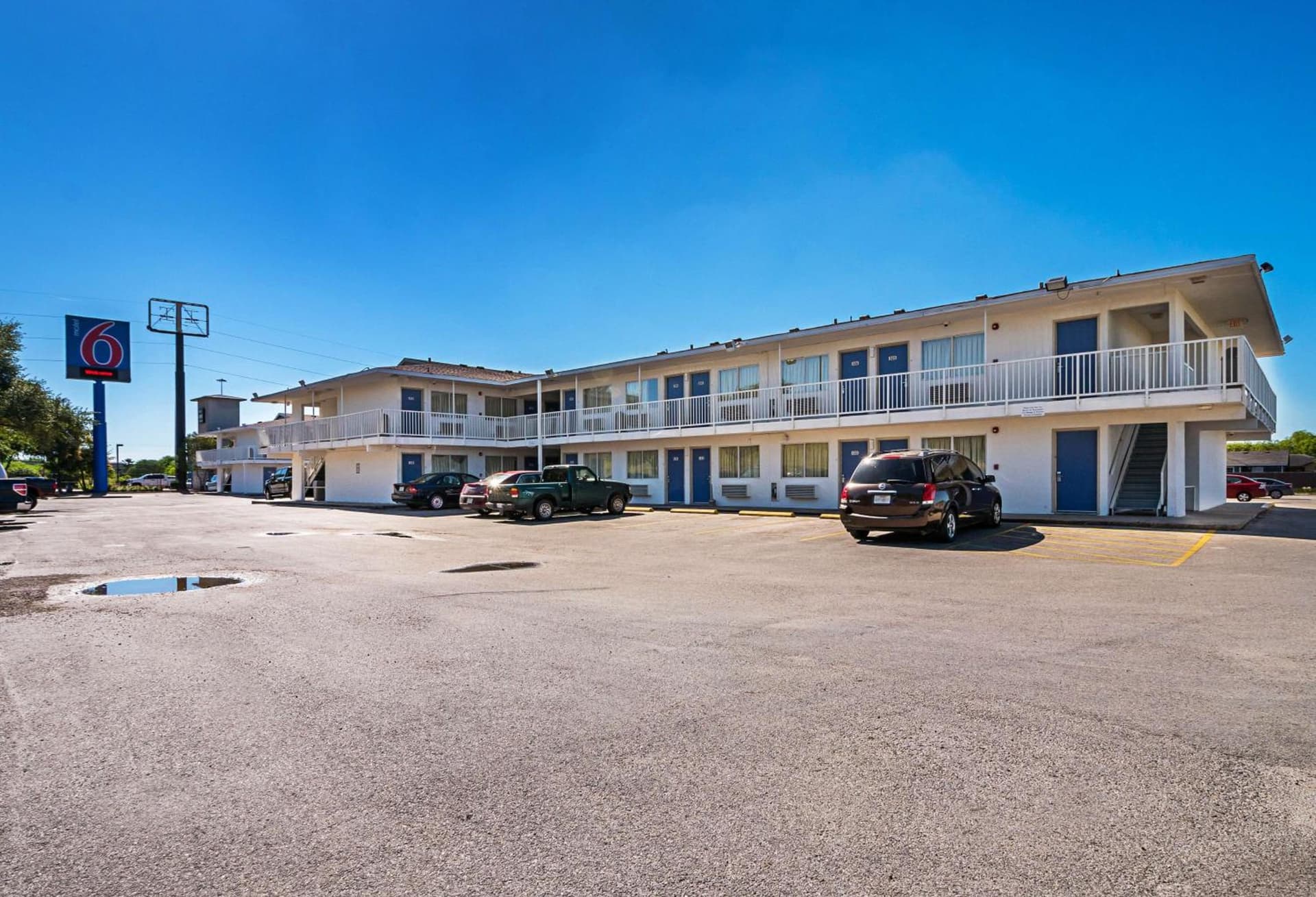 Motel 6-Corpus Christi, TX - Northwest featured exterior or lobby in Corpus Christi, TX — similar hotel