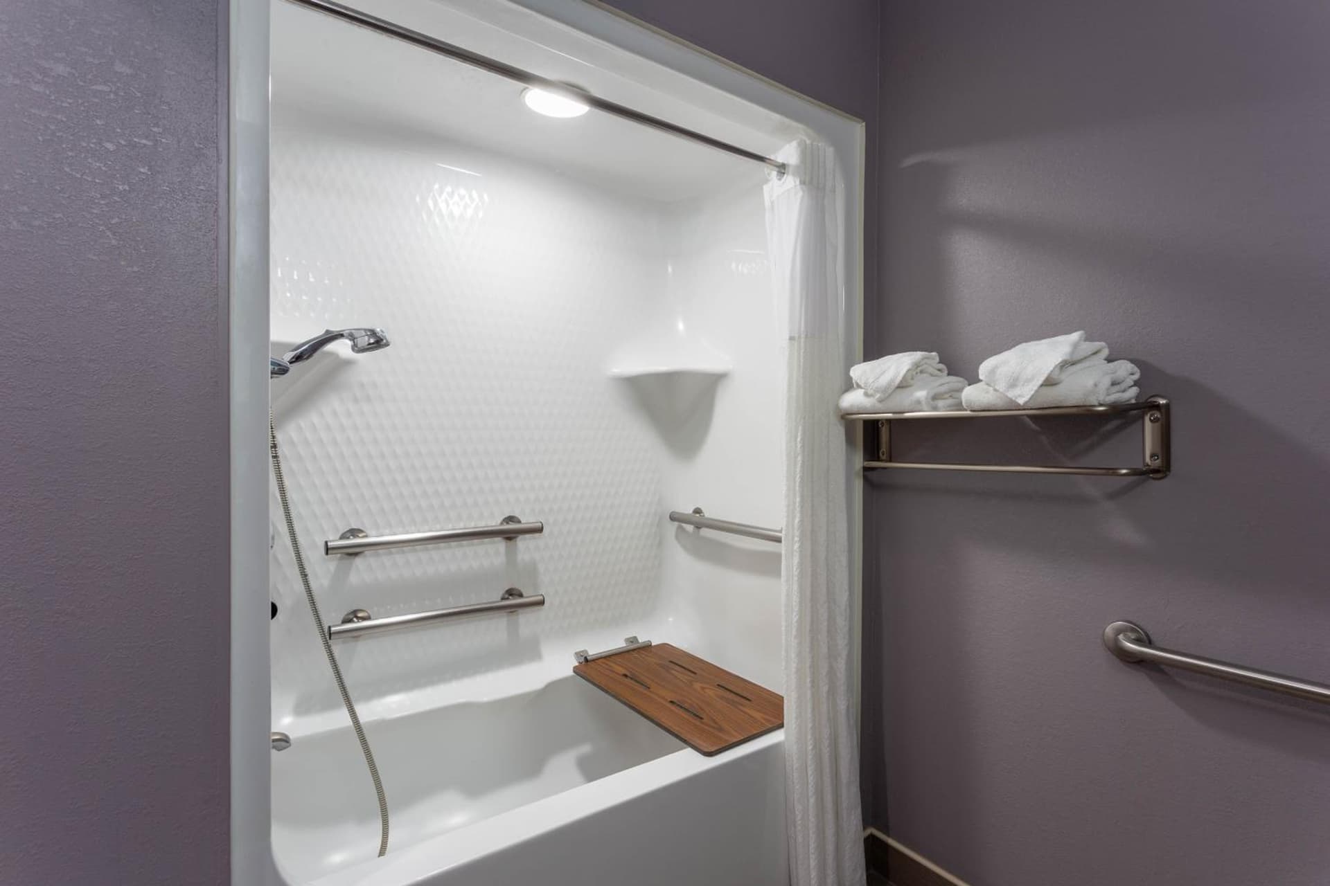 Microtel Inn & Suites by Wyndham Bethel/Danbury gallery photo in Bethel — image 38