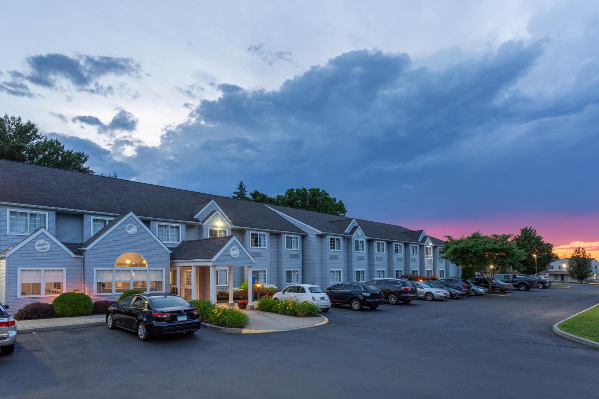 Microtel Inn & Suites by Wyndham Bethel/Danbury gallery photo in Bethel — image 18