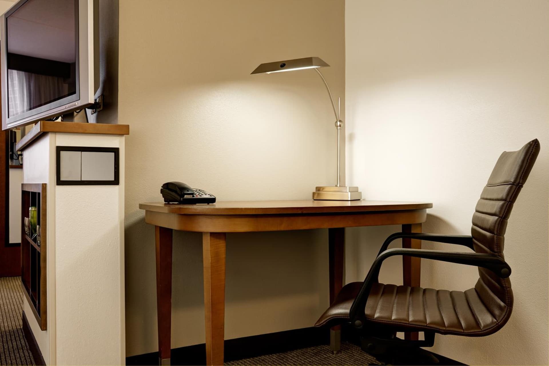 Hyatt Place Dallas/Garland/Richardson interior in Garland, TX — gallery photo 2