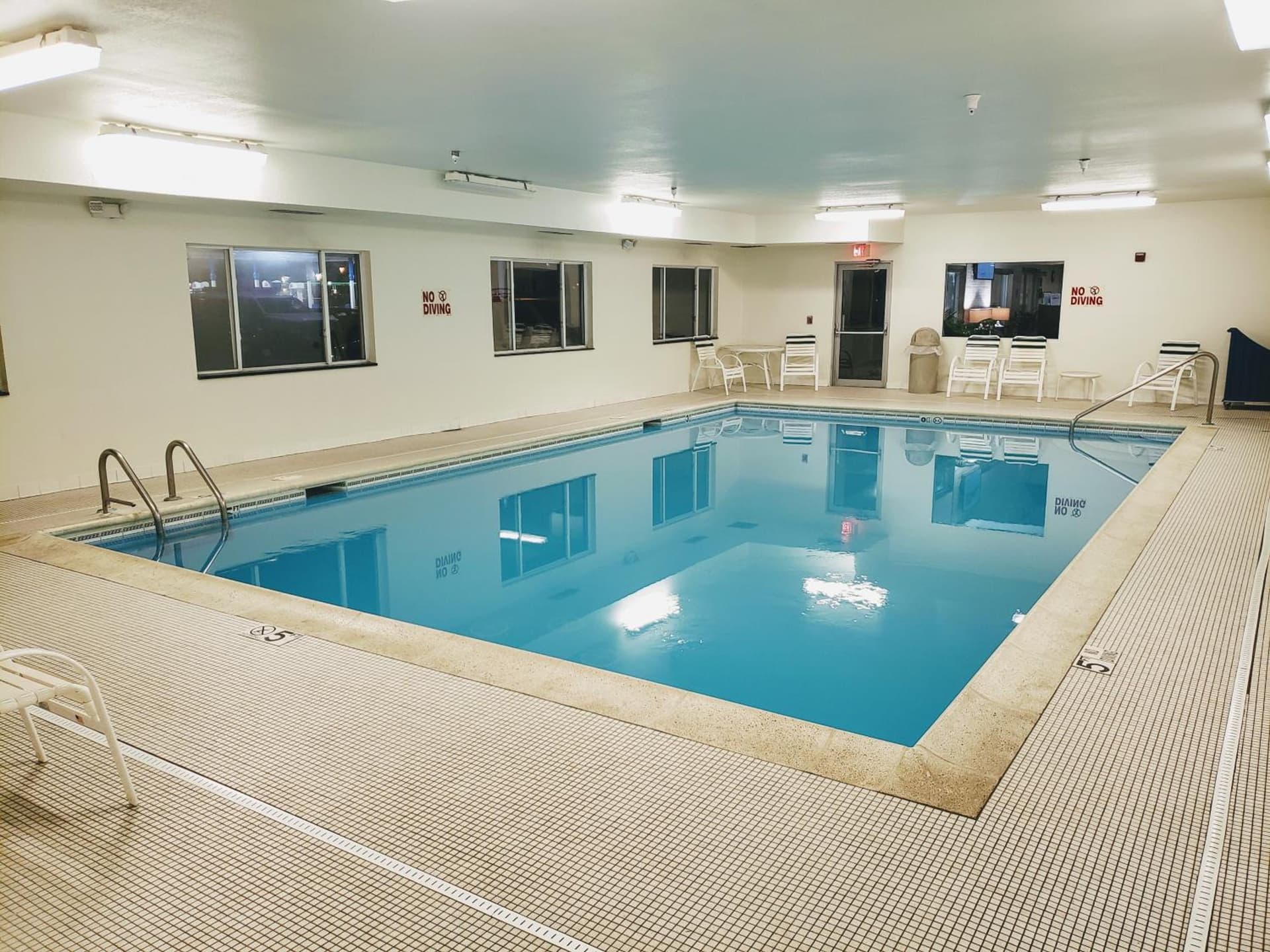 Days Inn & Suites by Wyndham Morris I-80 gallery photo in Morris, IL — image 12