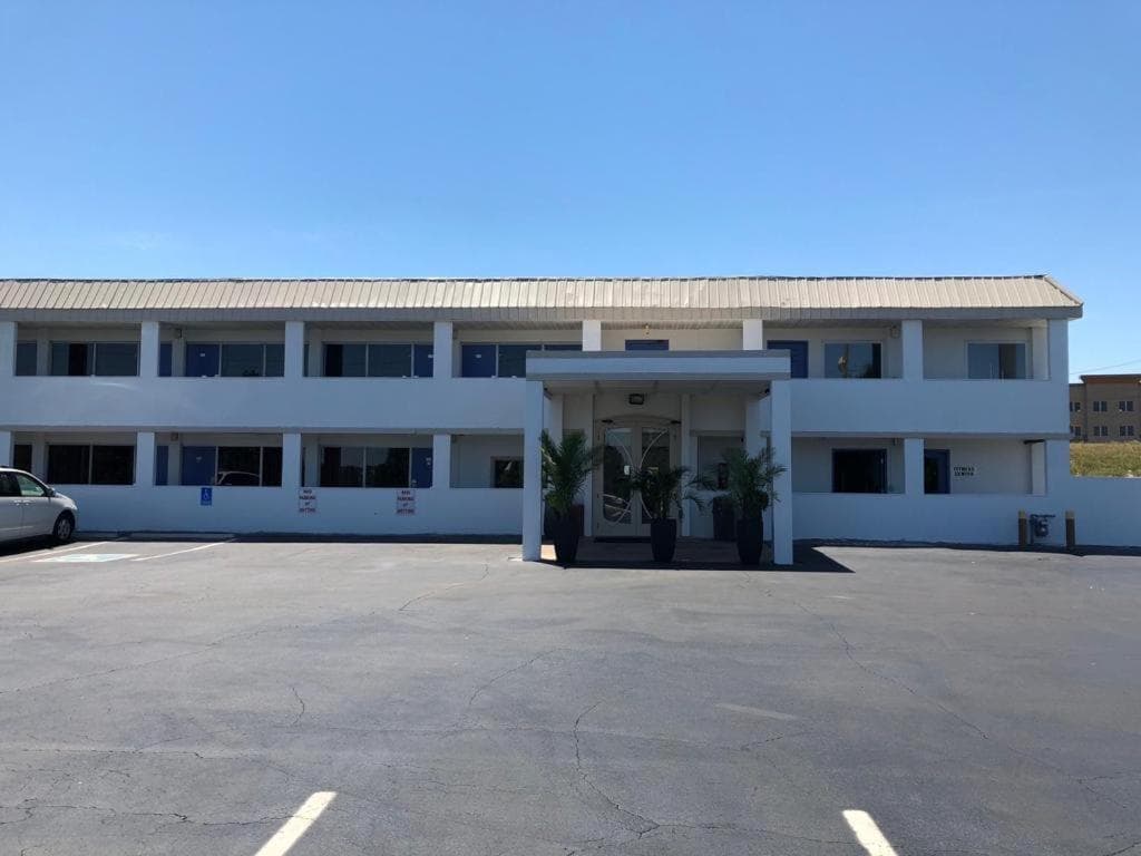 Motel 75 Monroe featured exterior or lobby in Monroe, OH — similar hotel