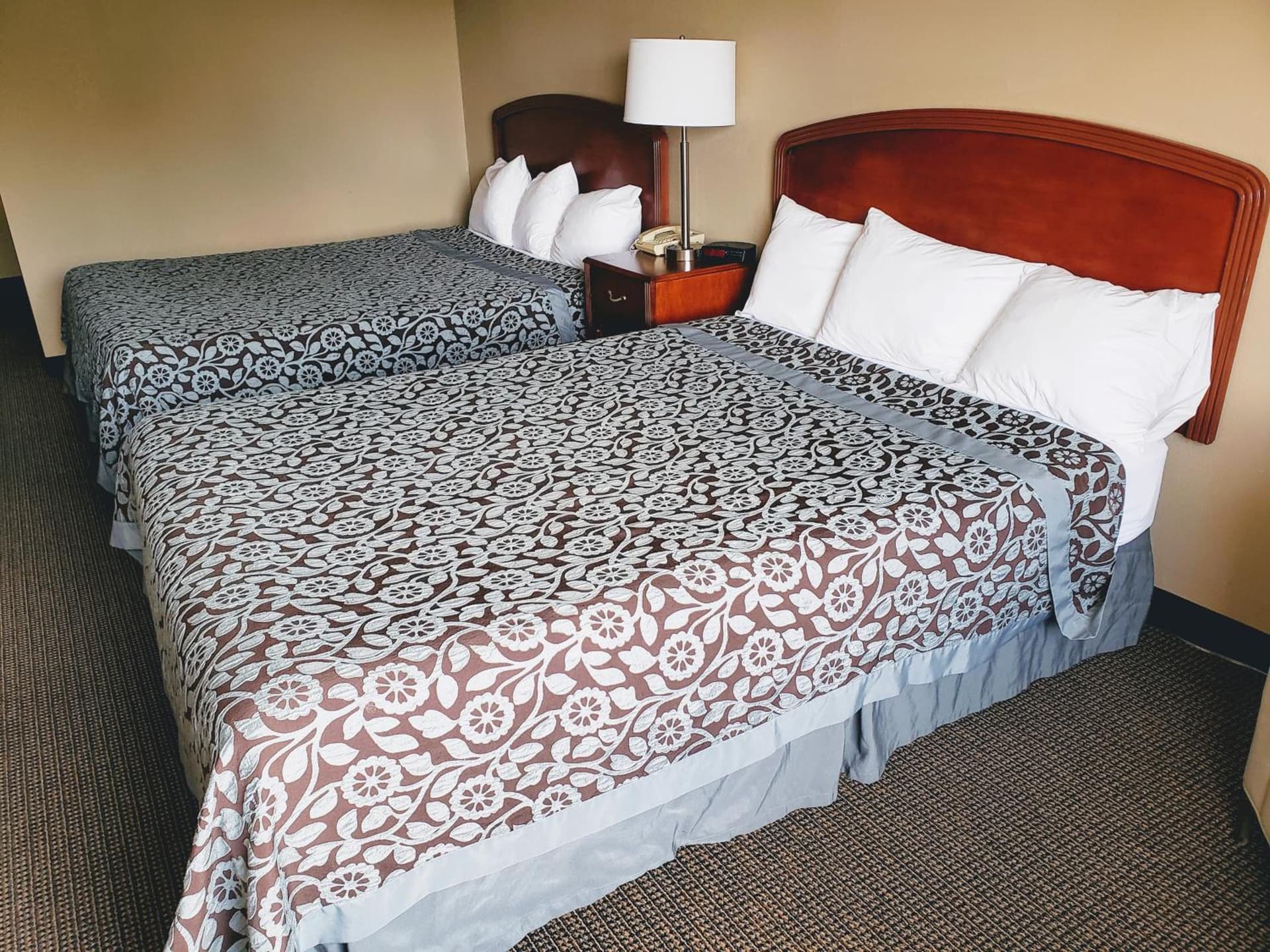 Days Inn & Suites by Wyndham Morris I-80 gallery photo in Morris, IL — image 11