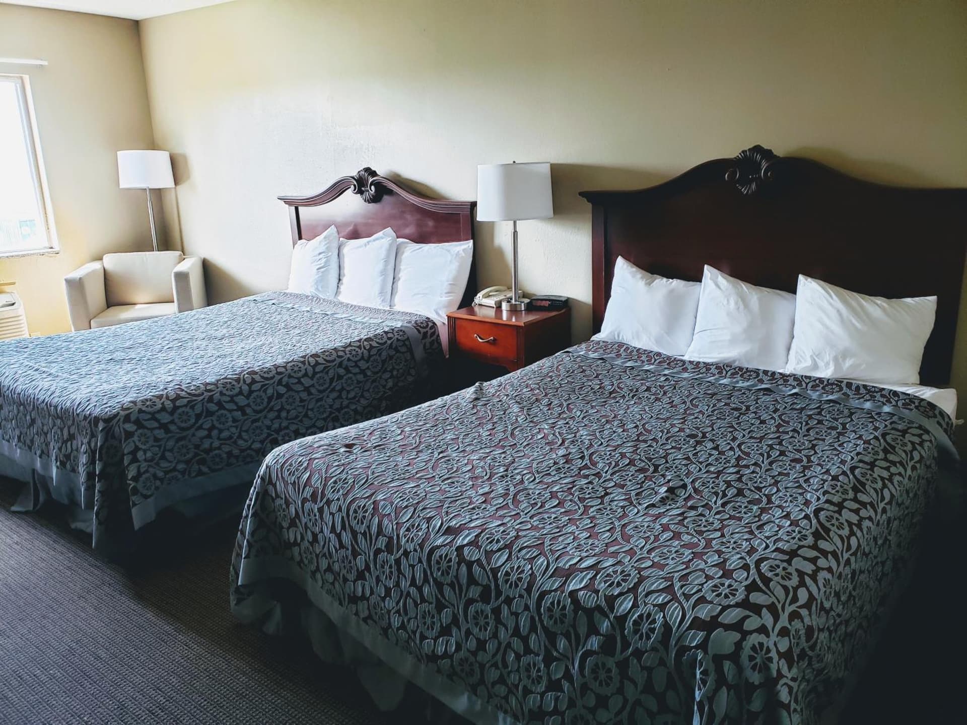 Days Inn & Suites by Wyndham Morris I-80 gallery photo in Morris, IL — image 30