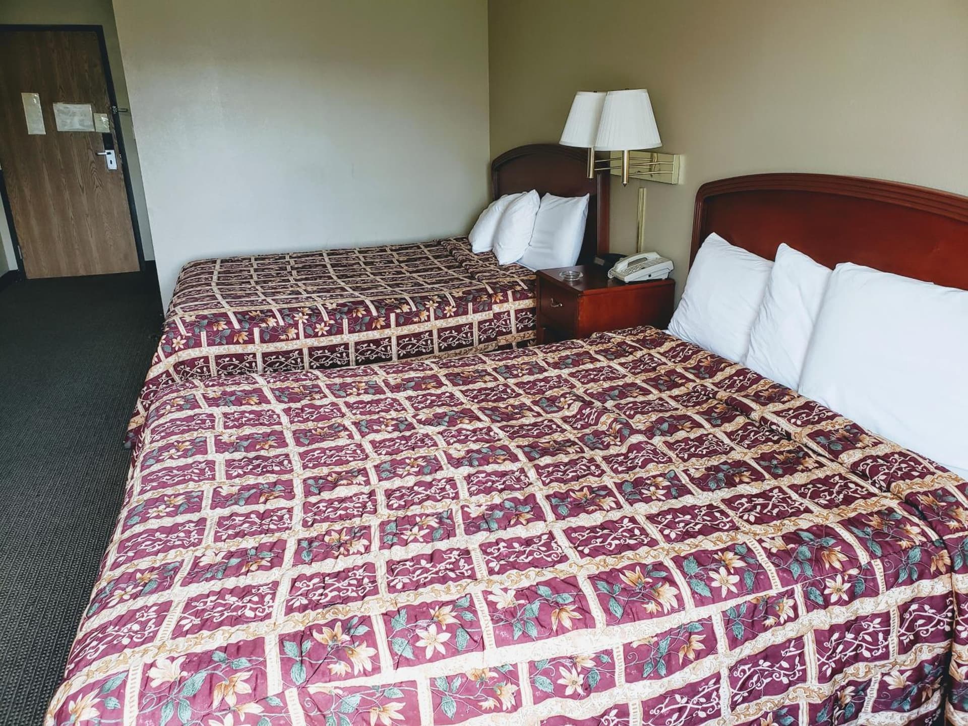 Days Inn & Suites by Wyndham Morris I-80 gallery photo in Morris, IL — image 4