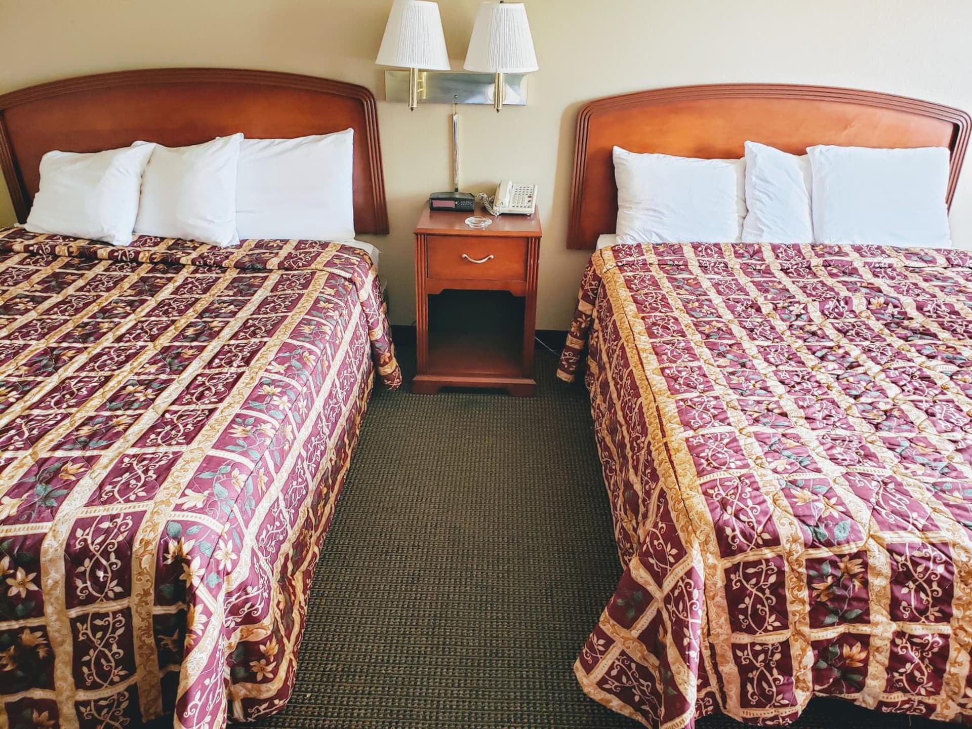 Days Inn & Suites by Wyndham Morris I-80 gallery photo in Morris, IL — image 61