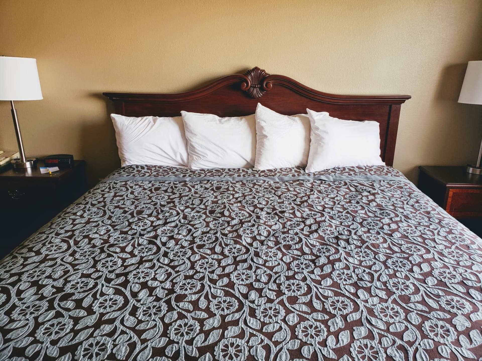Days Inn & Suites by Wyndham Morris I-80 gallery photo in Morris, IL — image 7