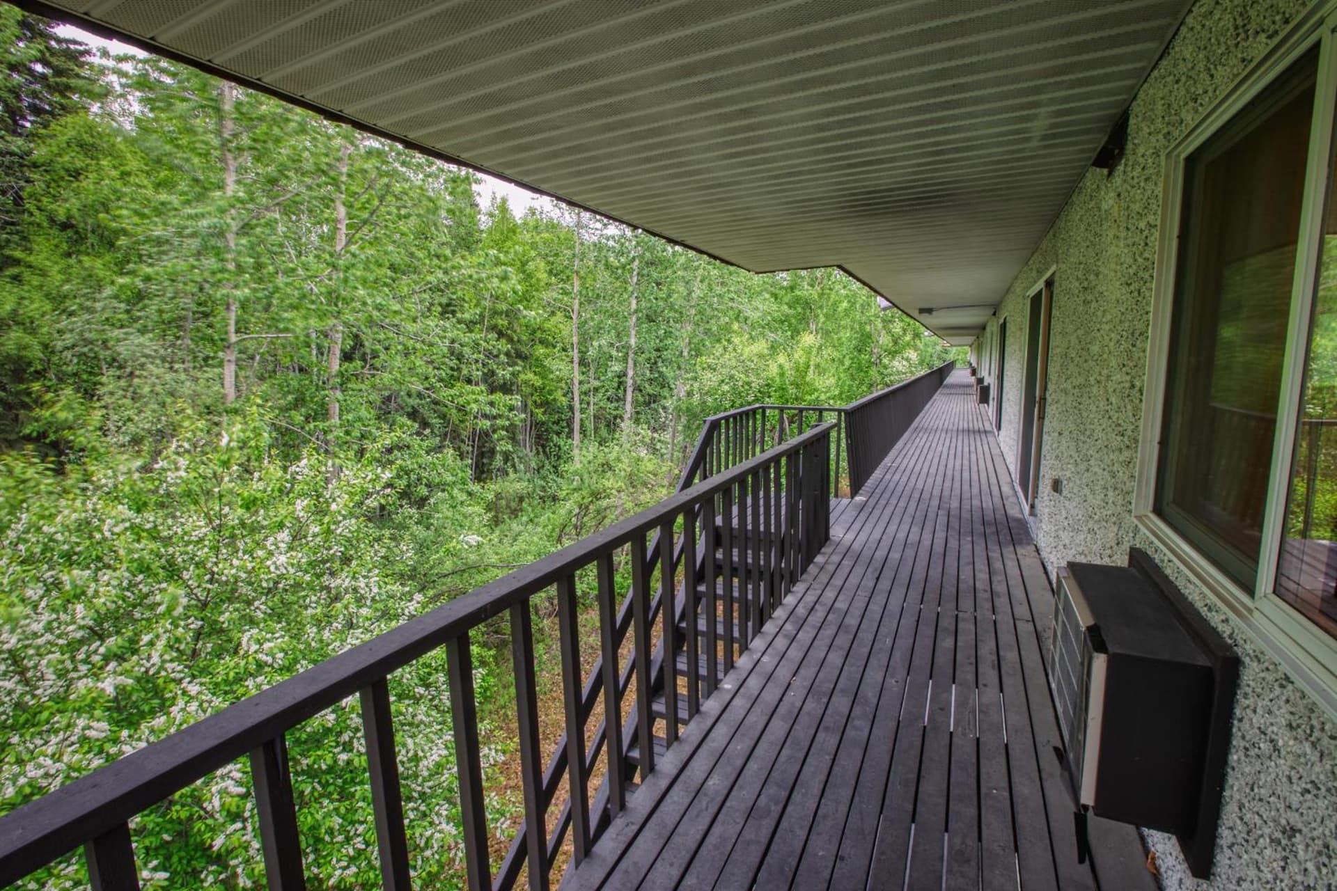 Wedgewood Resort interior in Fairbanks, AK — gallery photo 2