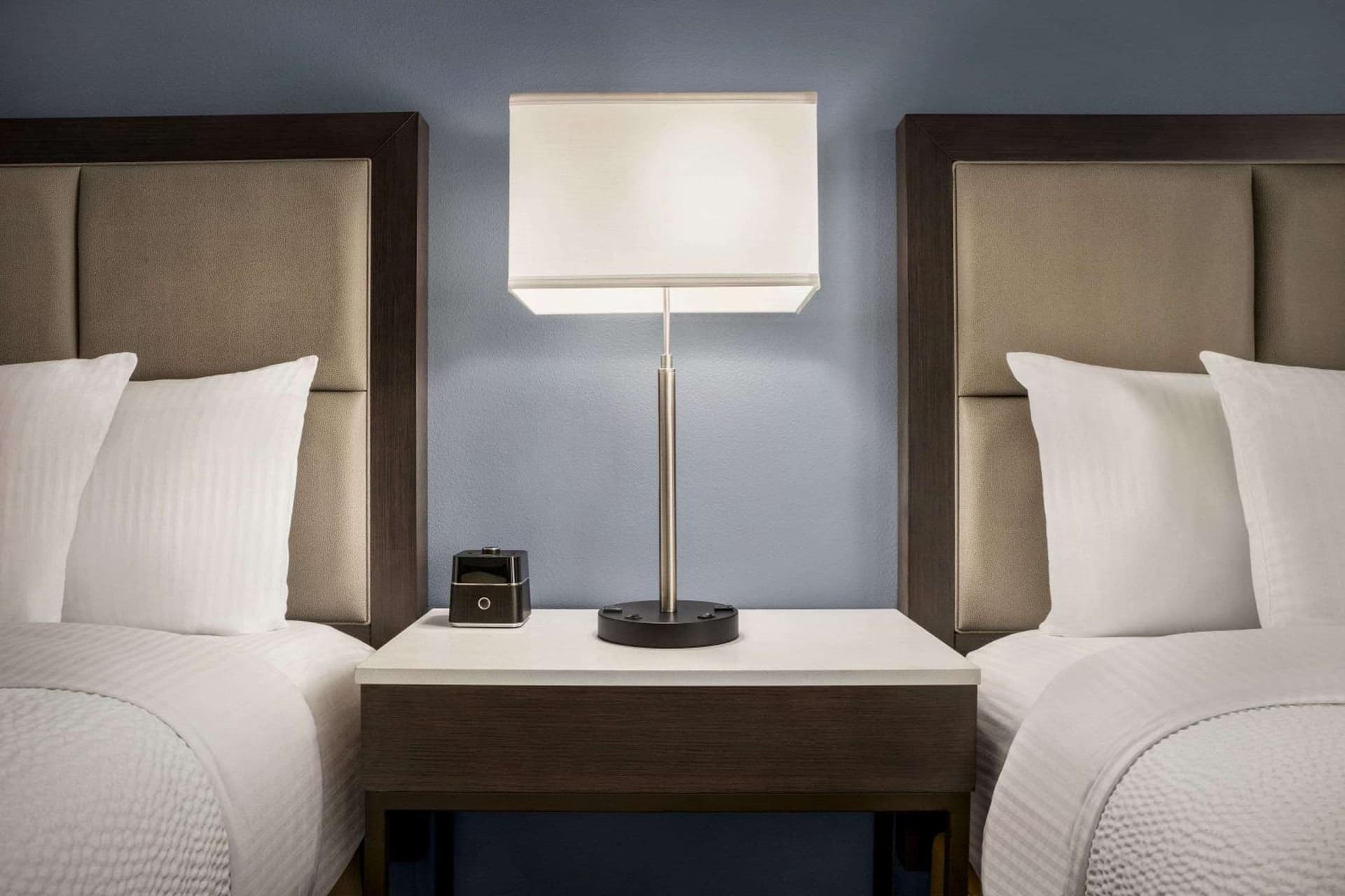 La Quinta Inn & Suites by Wyndham San Bernardino gallery photo in San Bernardino, CA — image 53