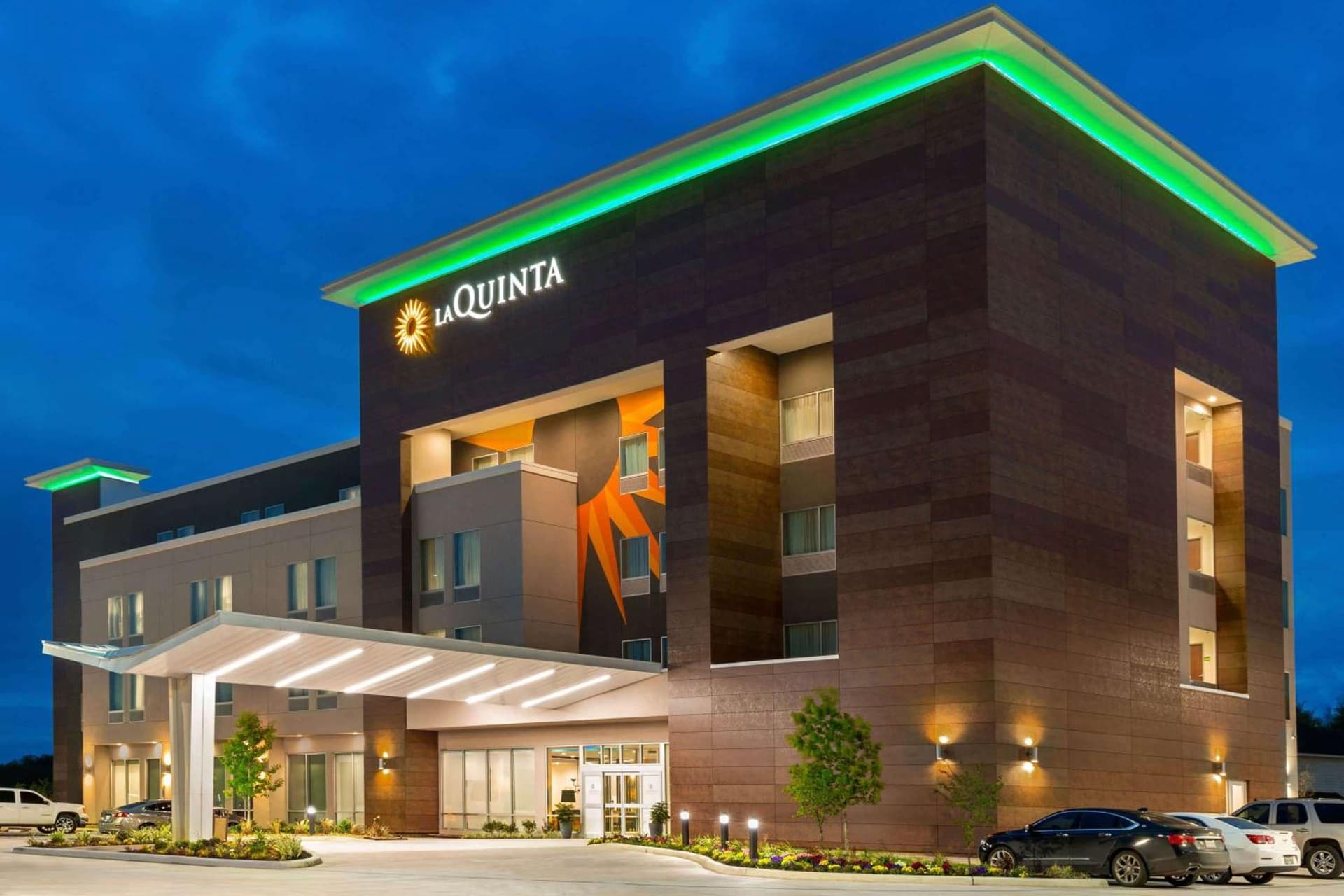 La Quinta by Wyndham Sugar Land-Richmond, Rosenberg interior in Richmond, TX — gallery photo 2