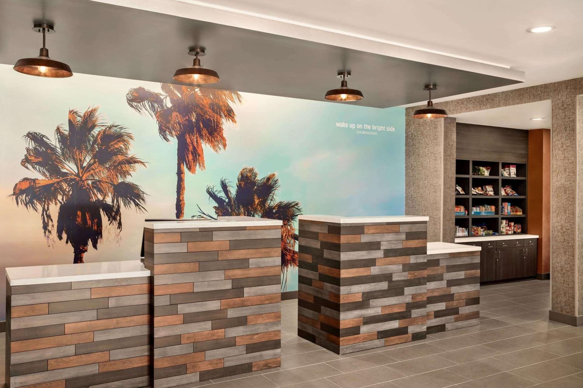 La Quinta Inn & Suites by Wyndham San Bernardino gallery photo in San Bernardino, CA — image 44