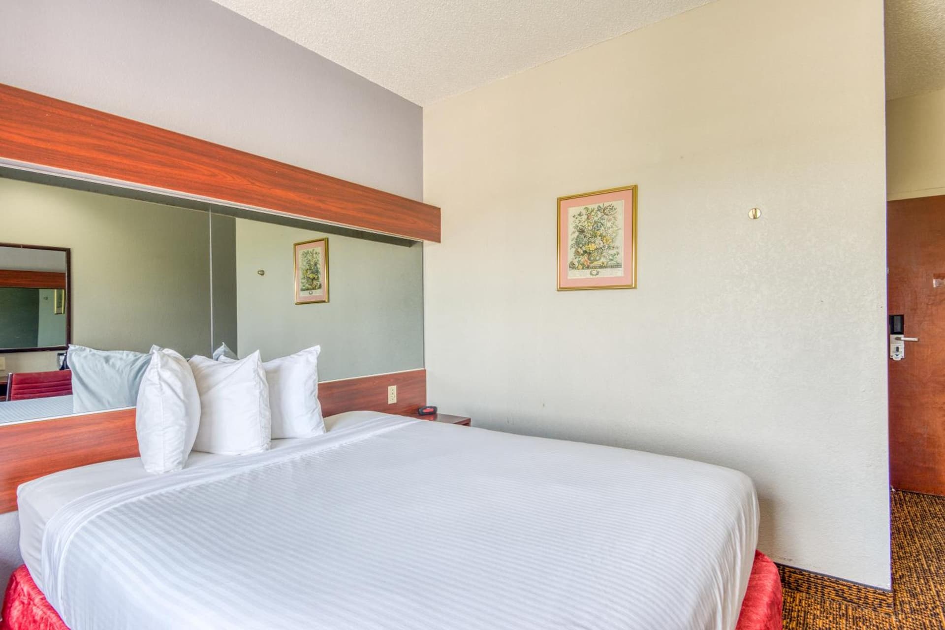 Trident Inn & Suites, Baton Rouge gallery photo in Baton Rouge, LA — image 18