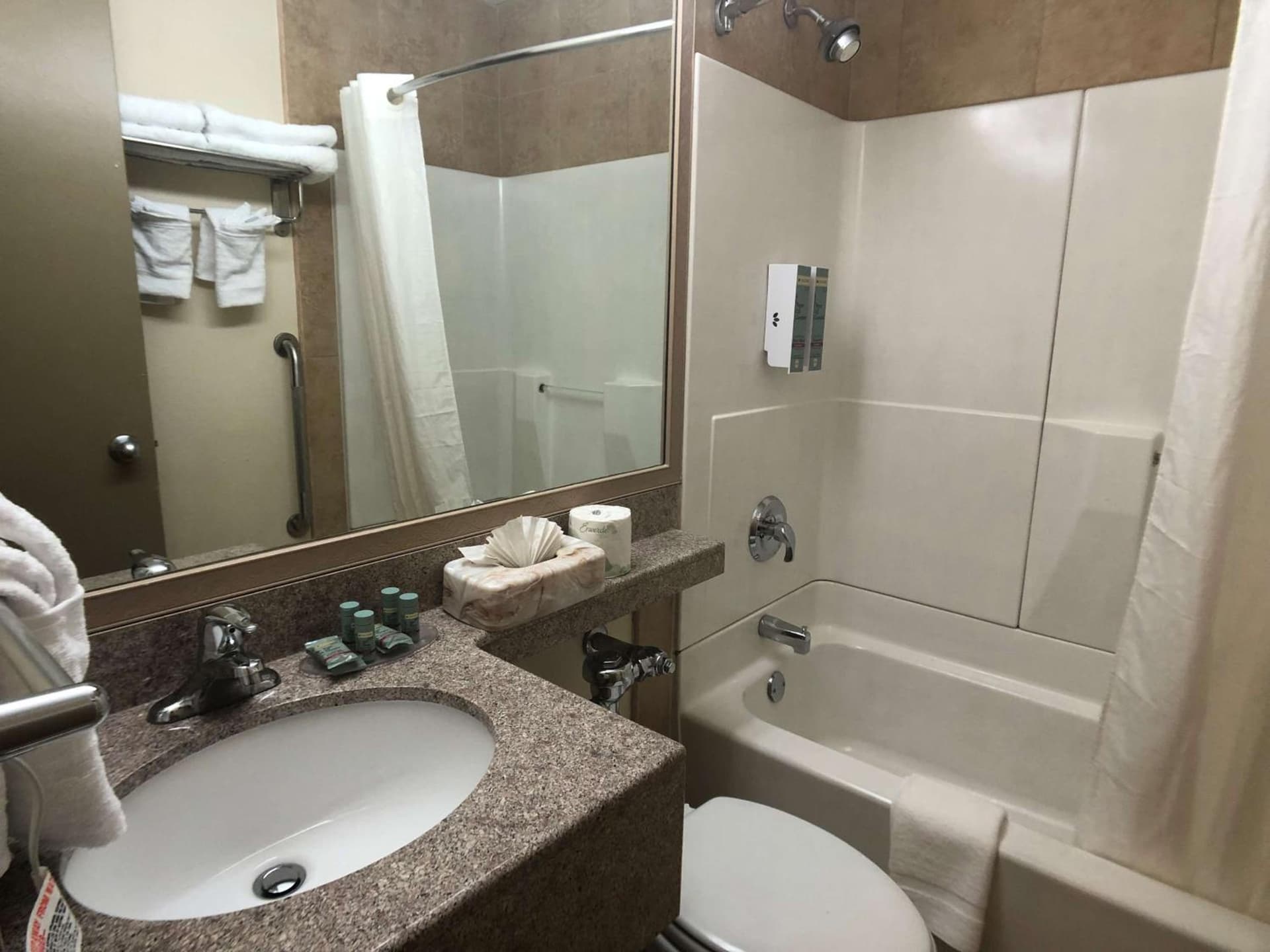 Best Western Jamaica Inn gallery photo in Queens, NY — image 11