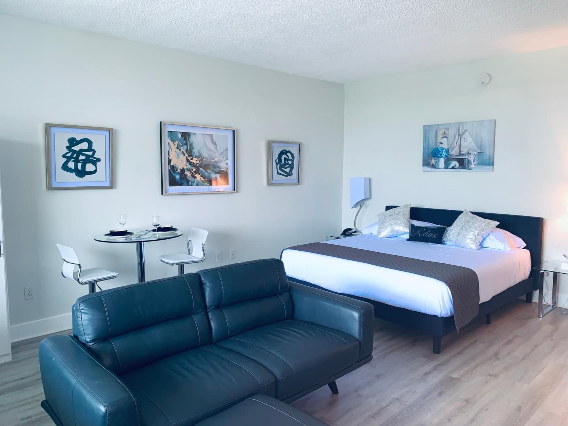 Resort Condo, Private Beach, Balcony with Water Views Bayside Retreat gallery photo in Ruskin, FL — image 13