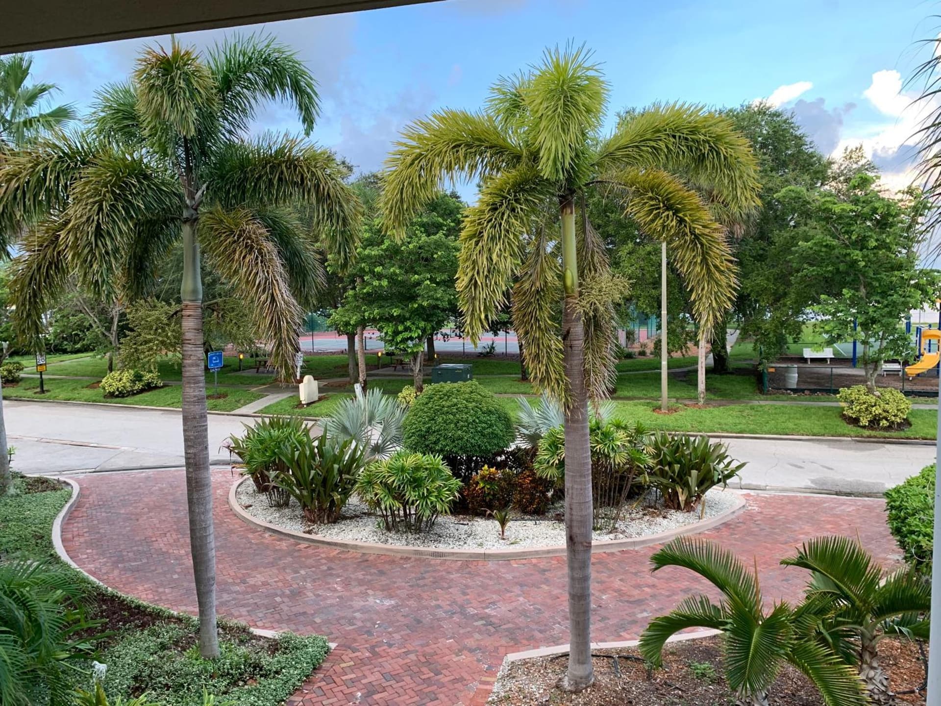 Resort Condo, Private Beach, Balcony with Water Views Bayside Retreat gallery photo in Ruskin, FL — image 15