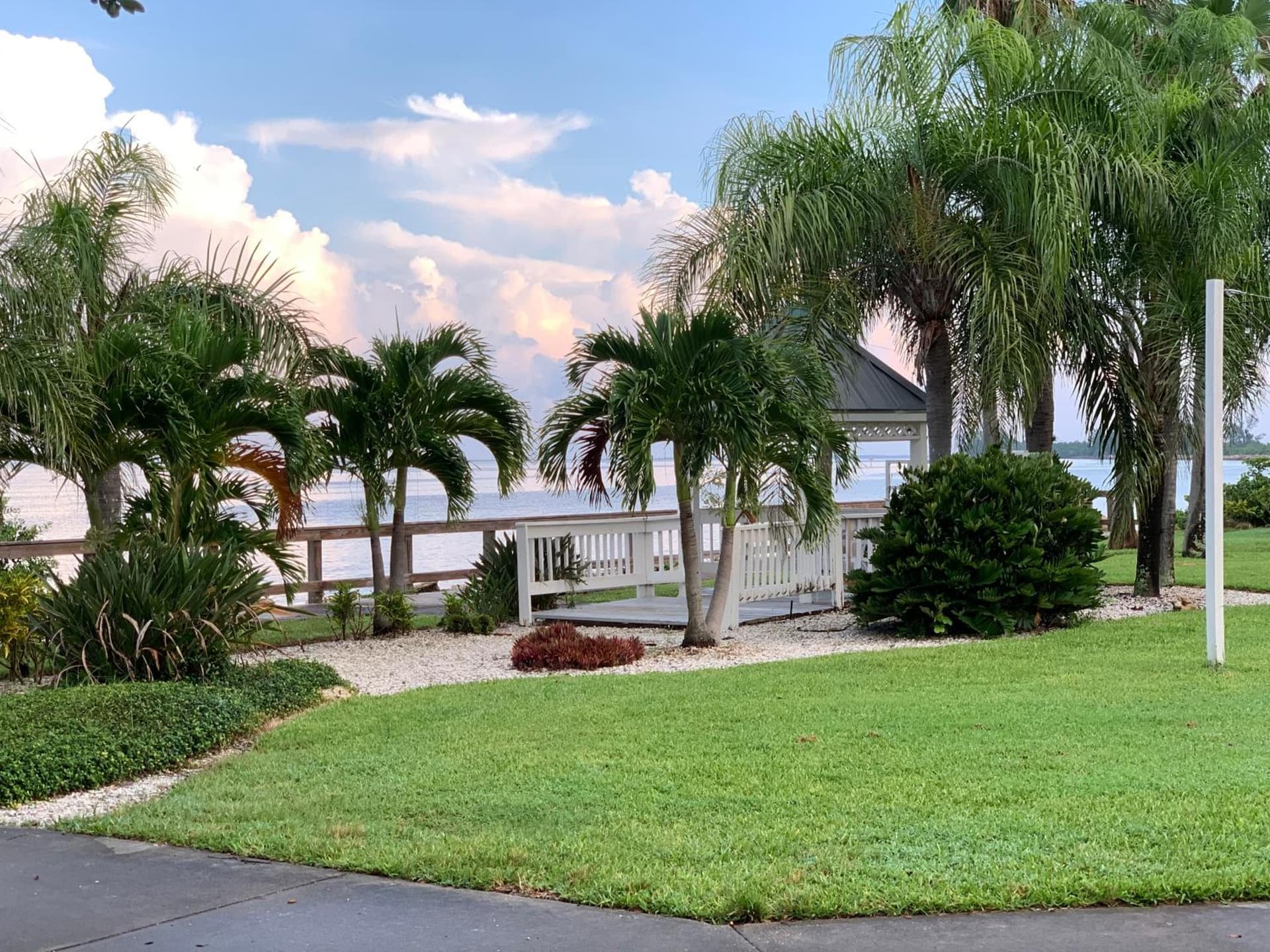 Resort Condo, Private Beach, Balcony with Water Views Bayside Retreat gallery photo in Ruskin, FL — image 14