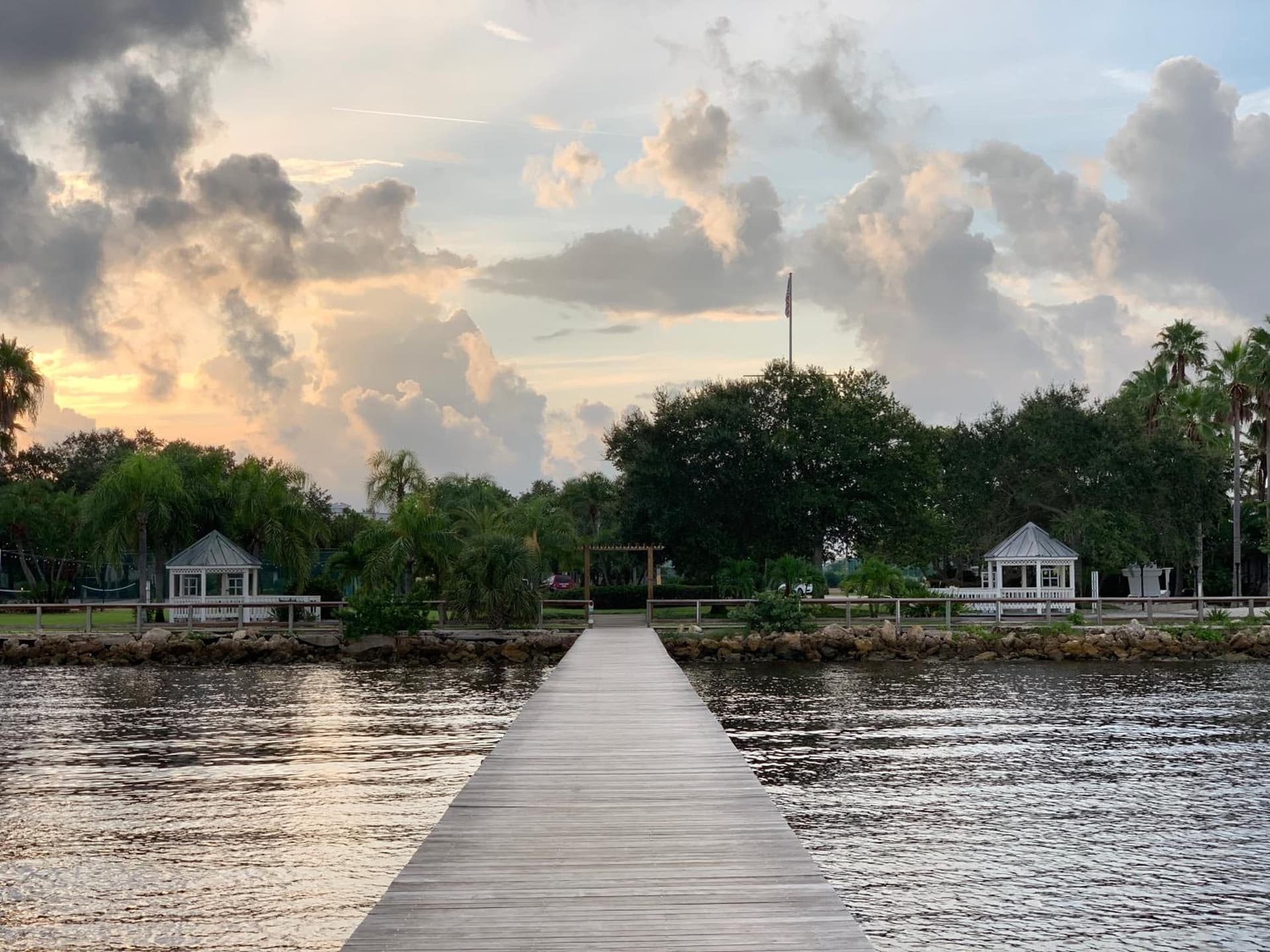 Resort Condo, Private Beach, Balcony with Water Views Bayside Retreat property views in Ruskin, FL — gallery photo 3