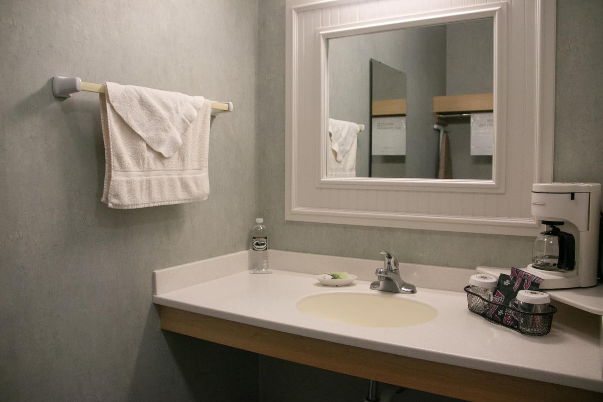 Essenhaus Inn & Conf. Center property views in Middlebury, IN — gallery photo 3