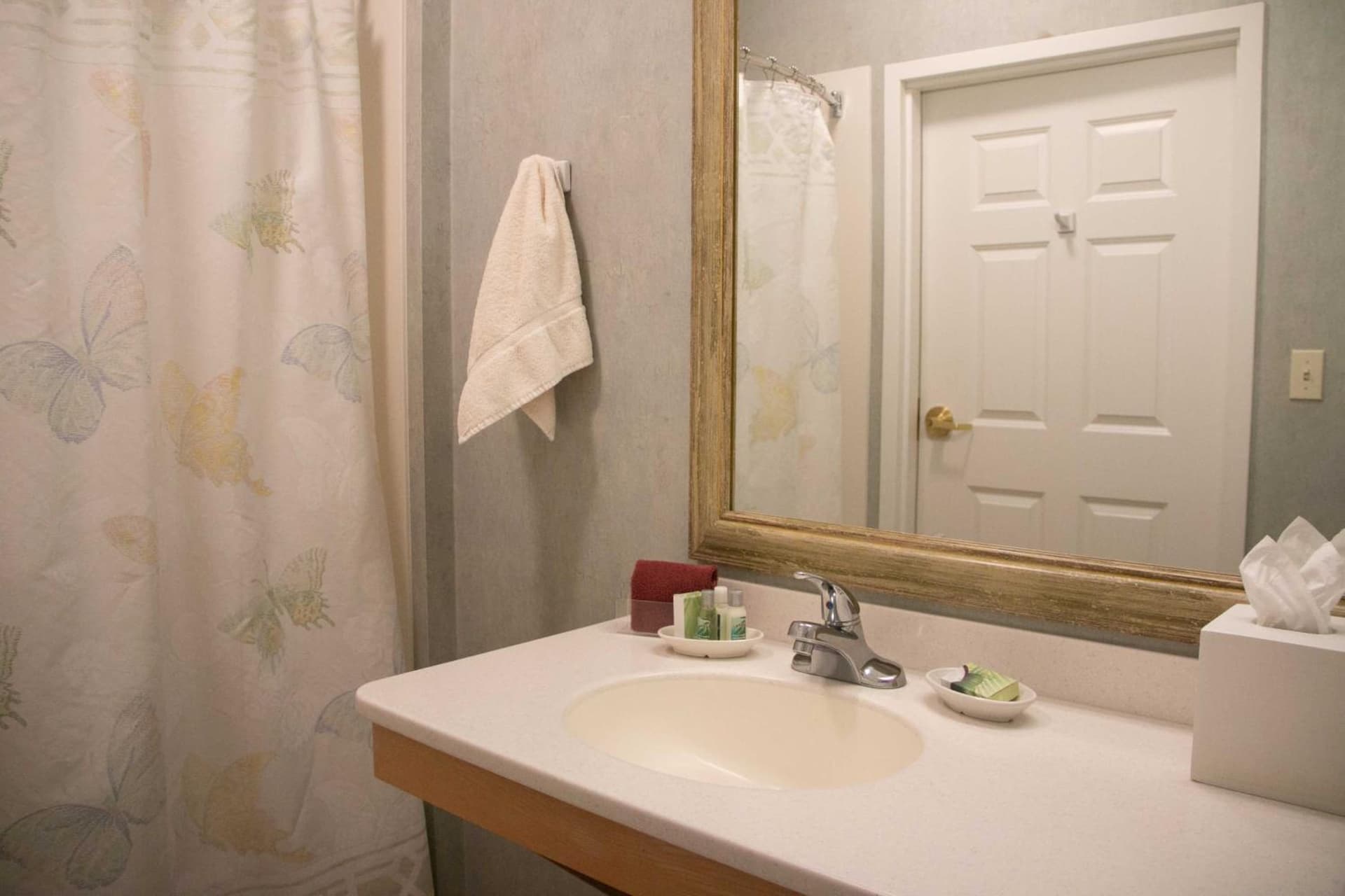 Essenhaus Inn & Conf. Center gallery photo in Middlebury, IN — image 17