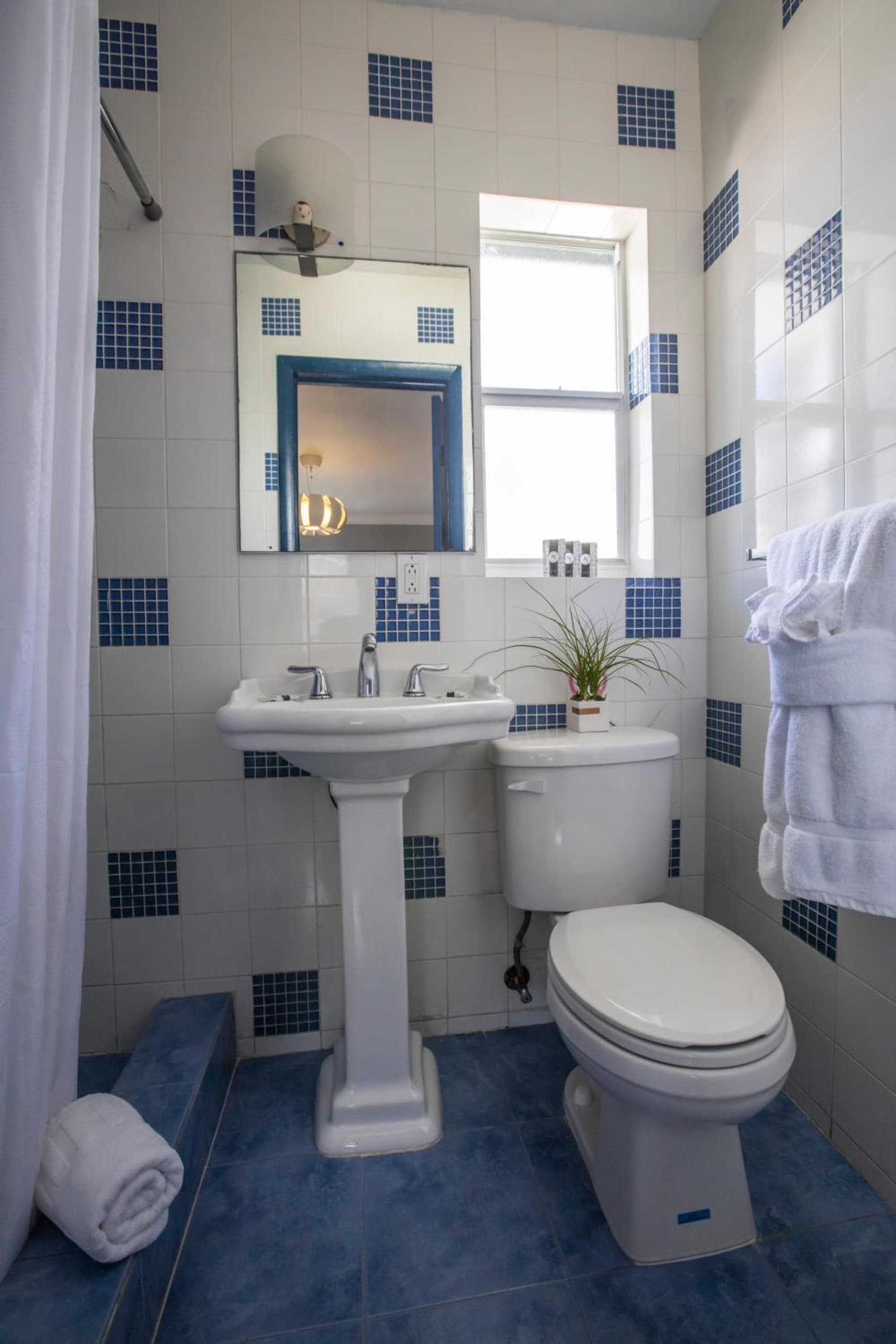 Hollywood Beach Suites and Hotel gallery photo in Hollywood, FL — image 38