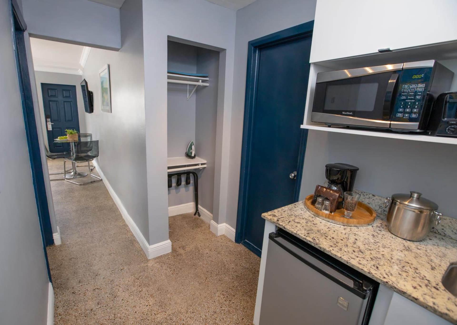 Hollywood Beach Suites and Hotel gallery photo in Hollywood, FL — image 7