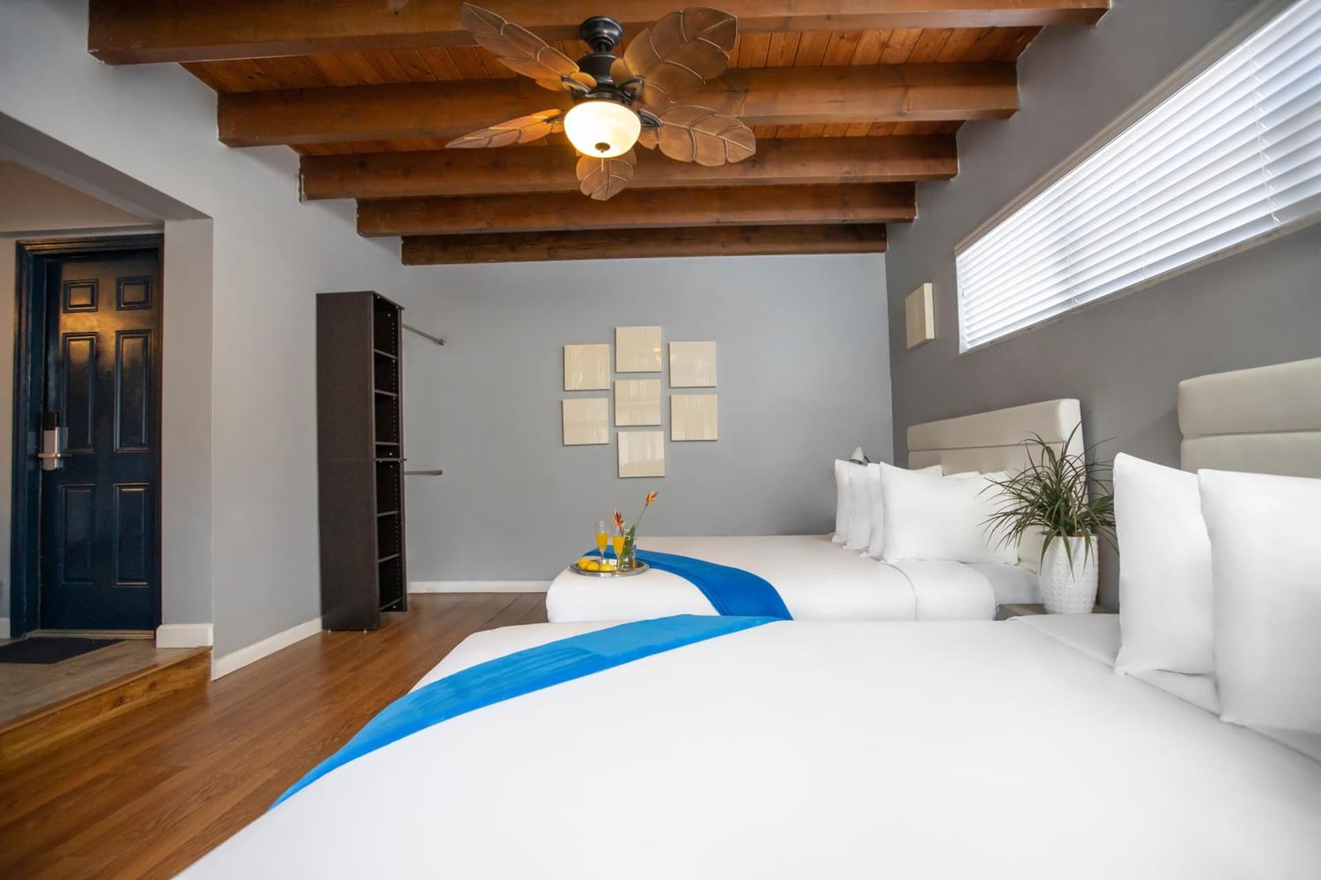 Hollywood Beach Suites and Hotel gallery photo in Hollywood, FL — image 26
