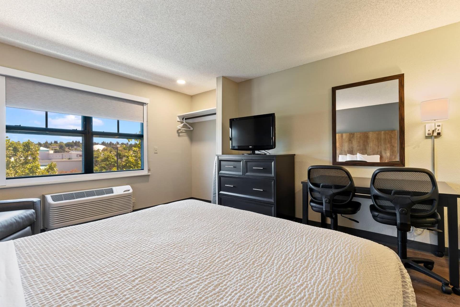 Extended Stay America Suites - San Ramon - Bishop Ranch - East gallery photo in San Ramon, CA — image 41