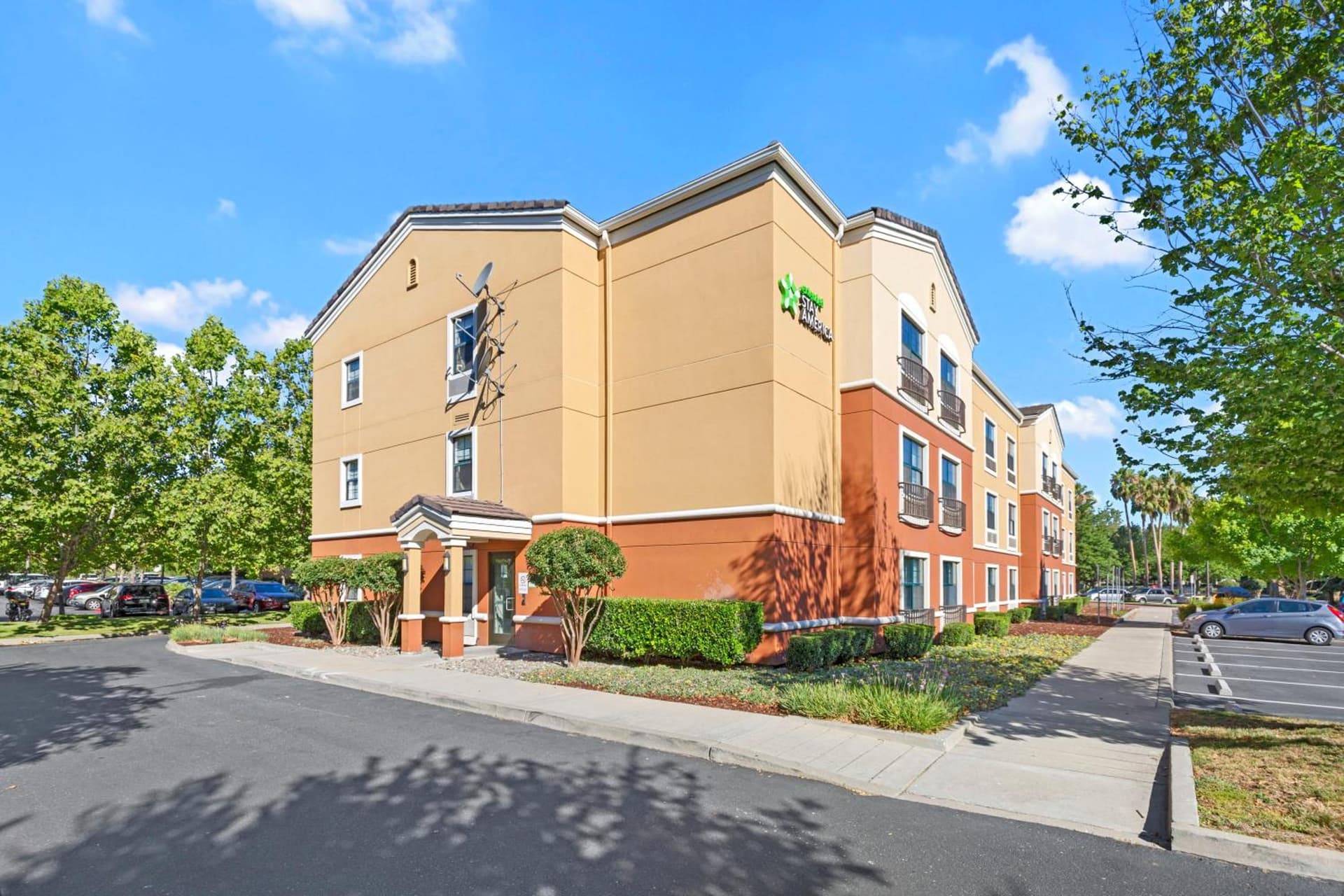 Extended Stay America Suites - San Ramon - Bishop Ranch - East gallery photo in San Ramon, CA — image 68