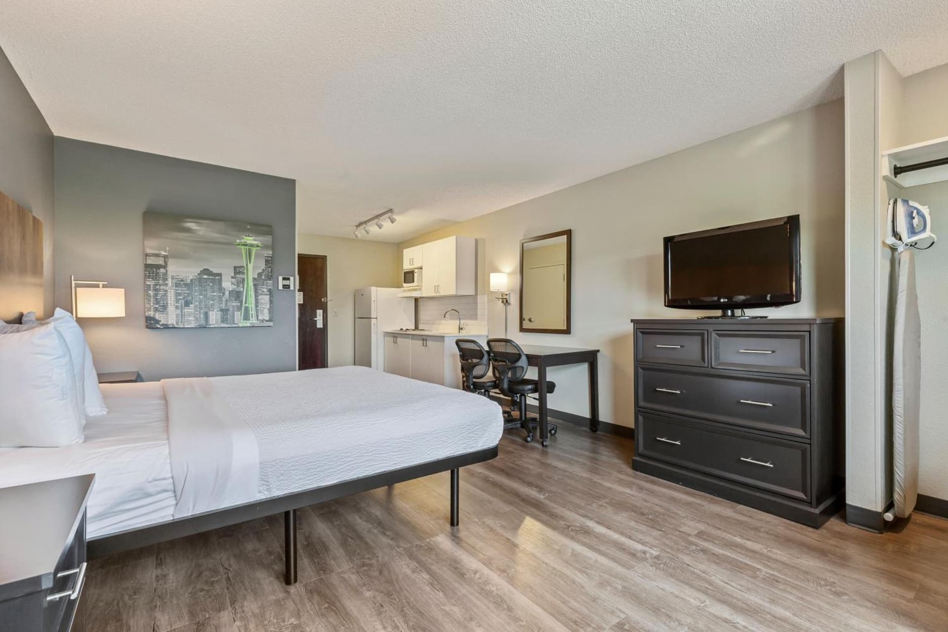 Extended Stay America Suites - San Ramon - Bishop Ranch - East gallery photo in San Ramon, CA — image 17
