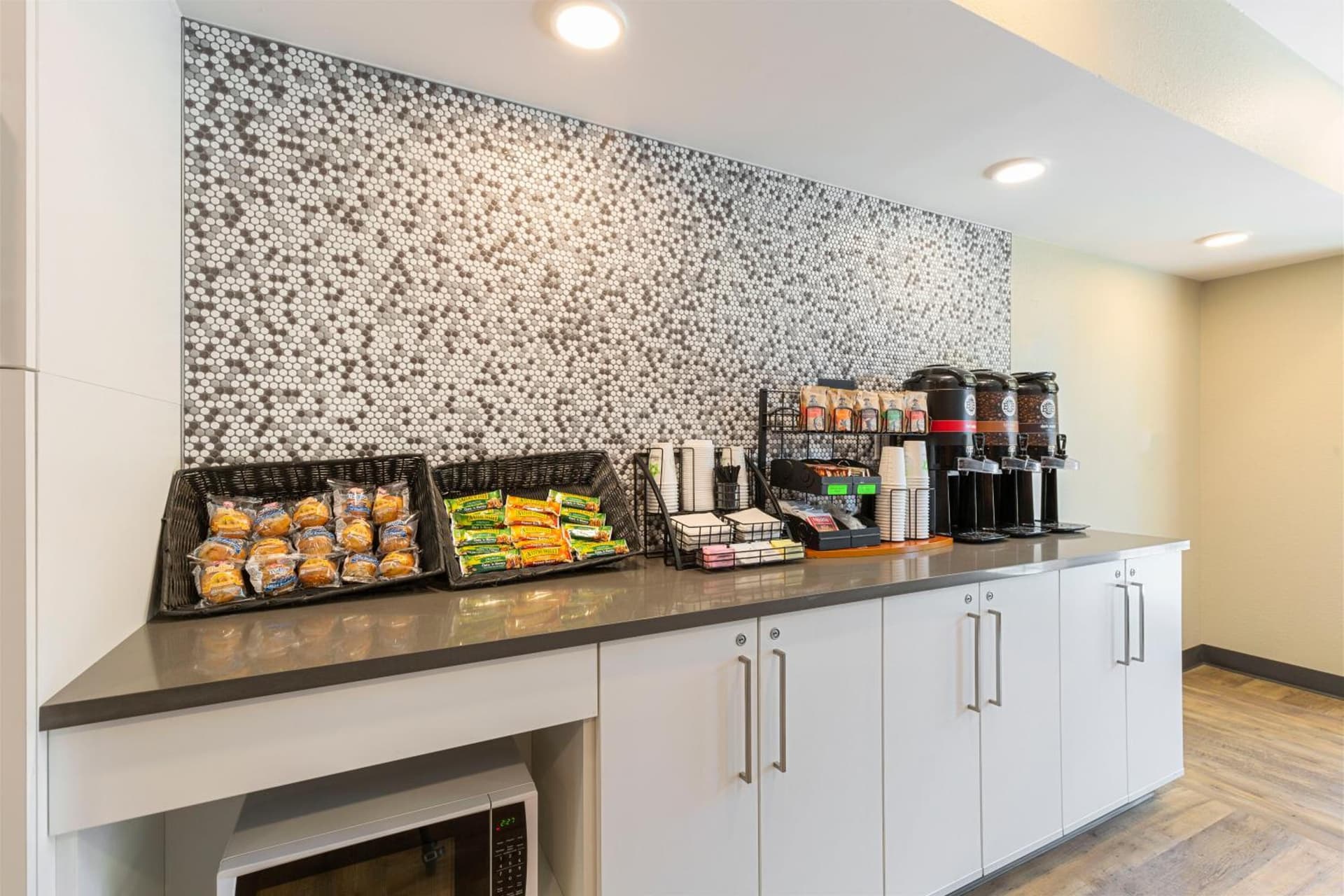 Extended Stay America Suites - San Ramon - Bishop Ranch - East gallery photo in San Ramon, CA — image 22