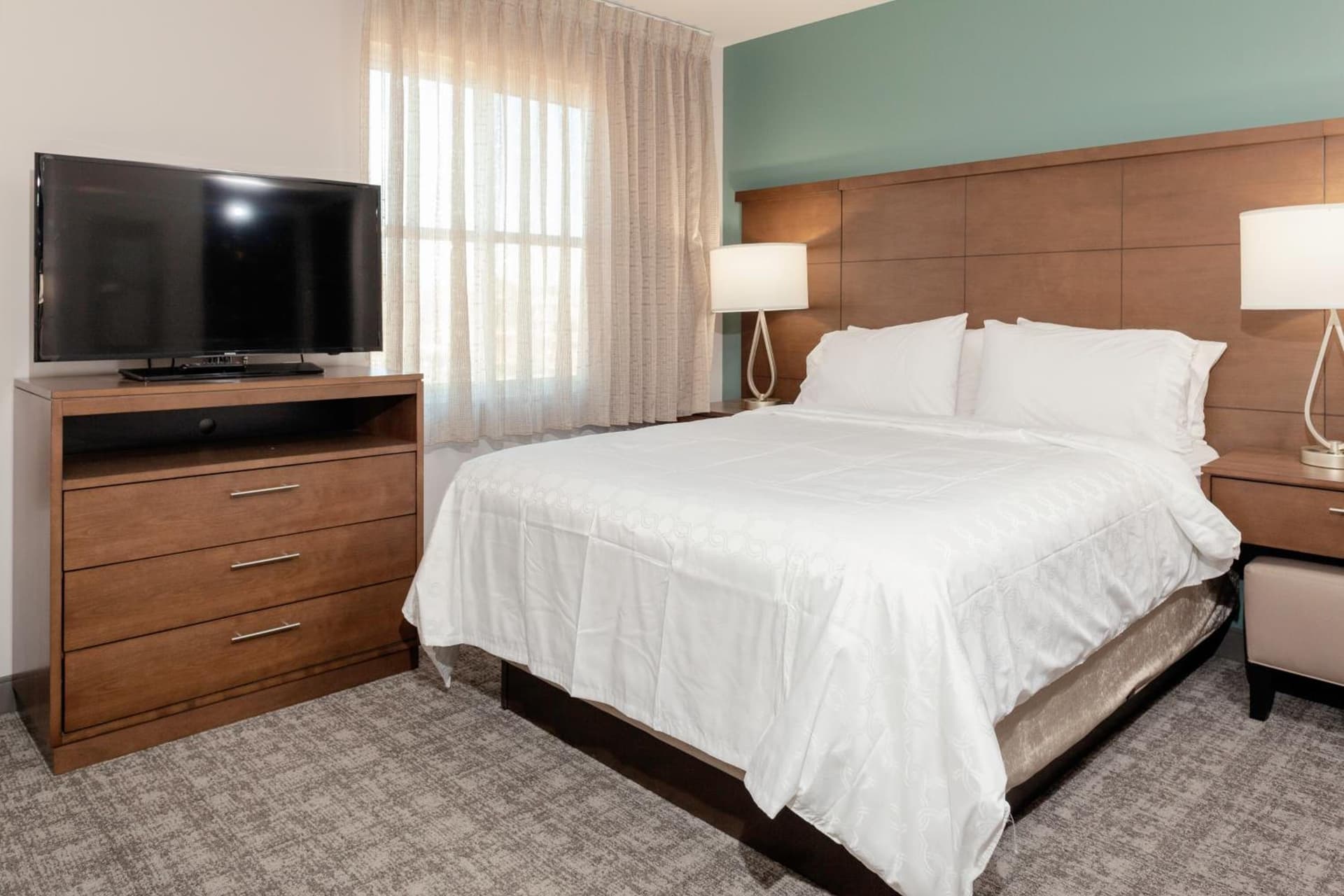 Staybridge Suites - Gilbert - East Mesa by IHG interior in Gilbert, AZ — gallery photo 2
