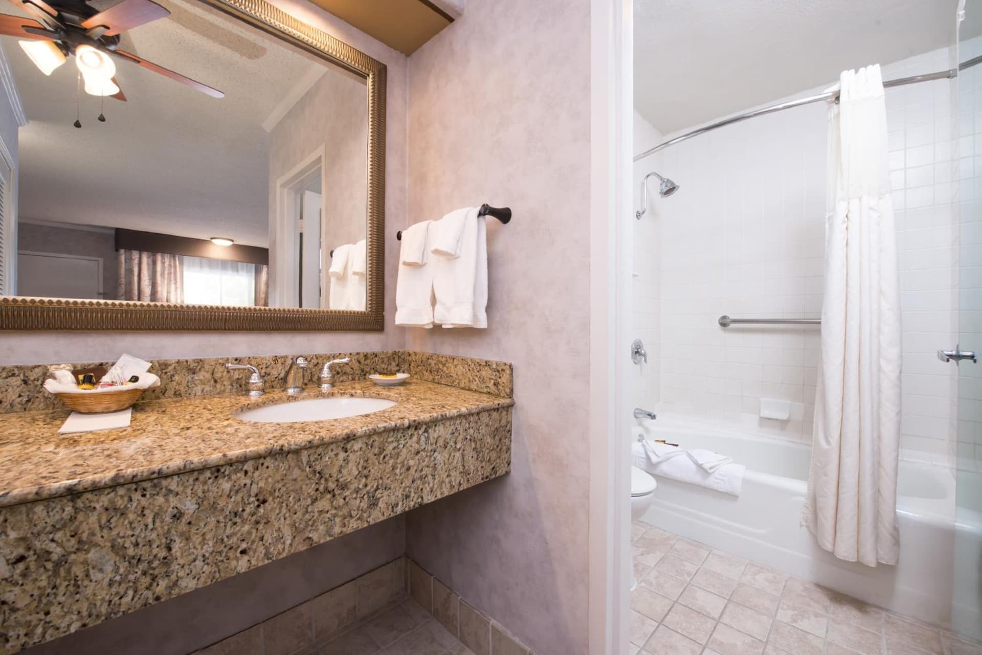 Best Western Plus Black Oak gallery photo in Paso Robles, CA — image 74