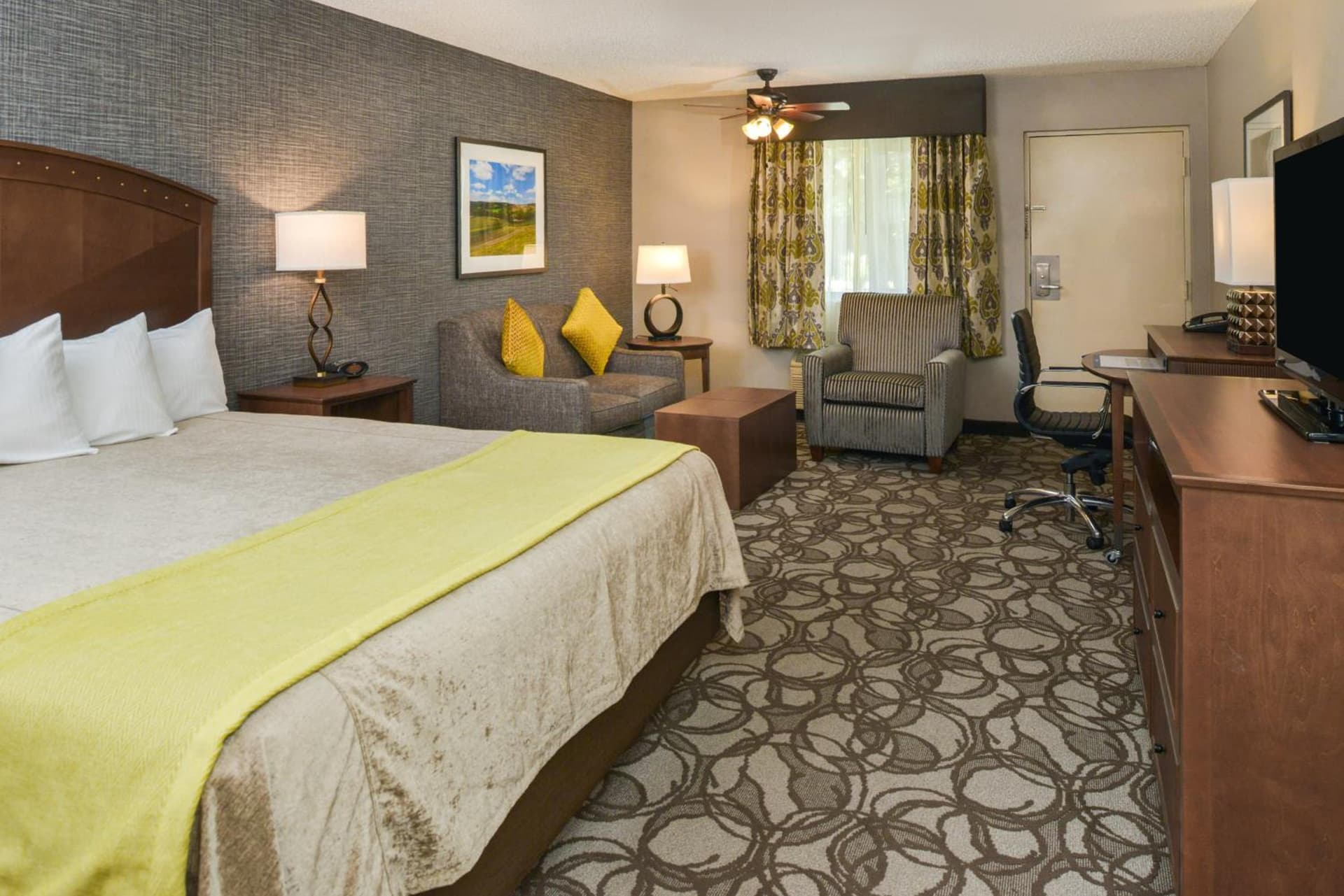 Best Western Plus Black Oak gallery photo in Paso Robles, CA — image 31