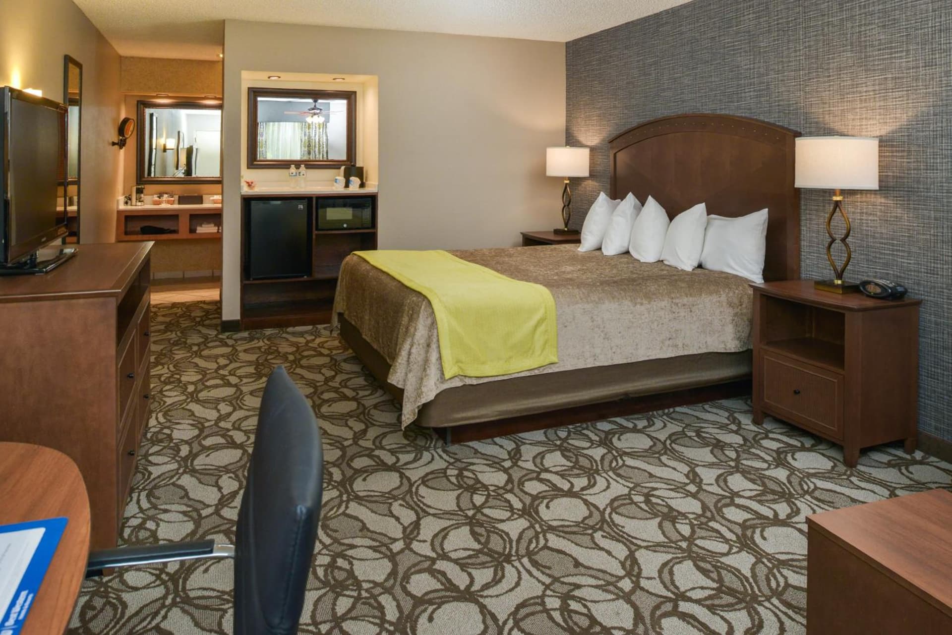 Best Western Plus Black Oak gallery photo in Paso Robles, CA — image 14