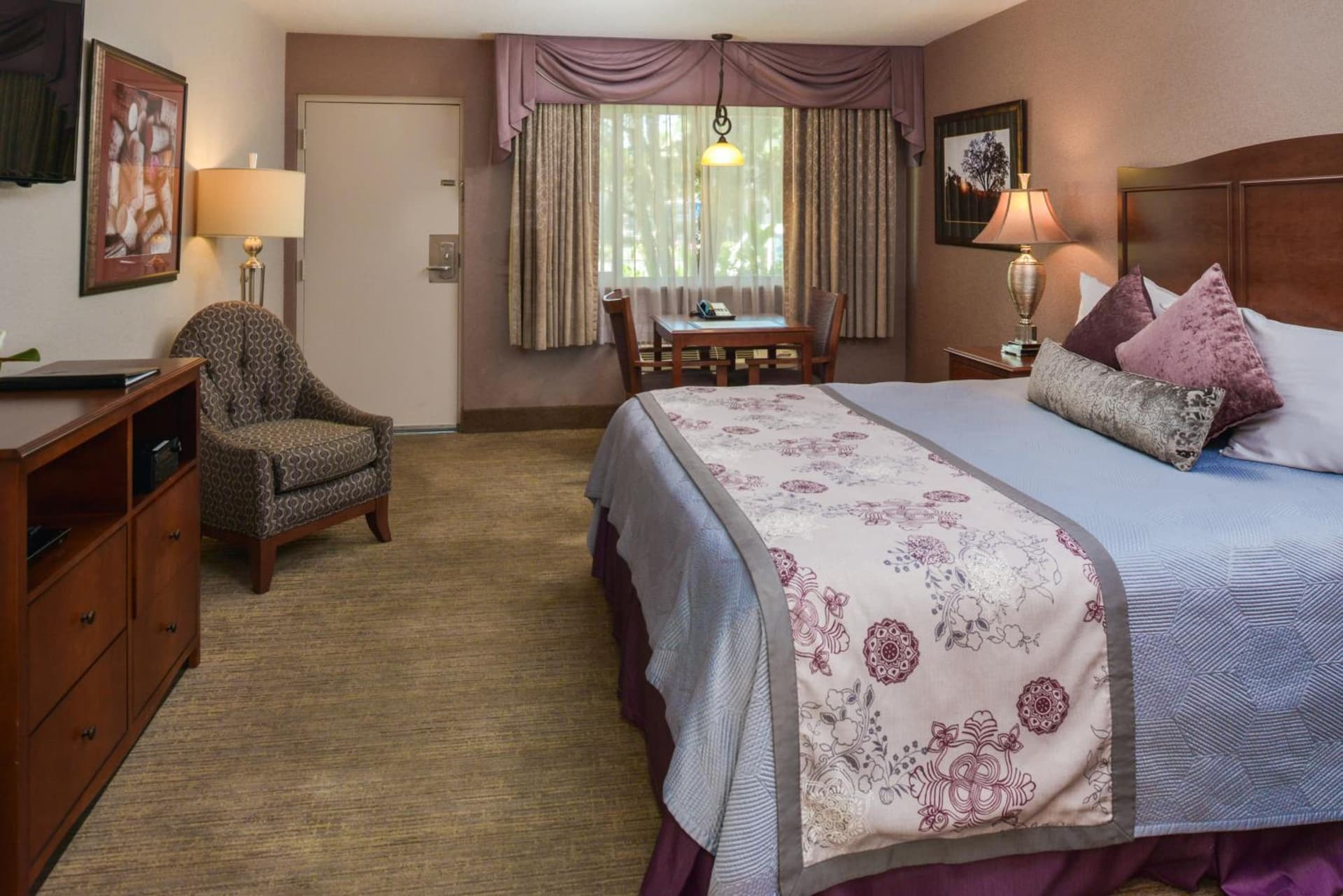 Best Western Plus Black Oak gallery photo in Paso Robles, CA — image 88