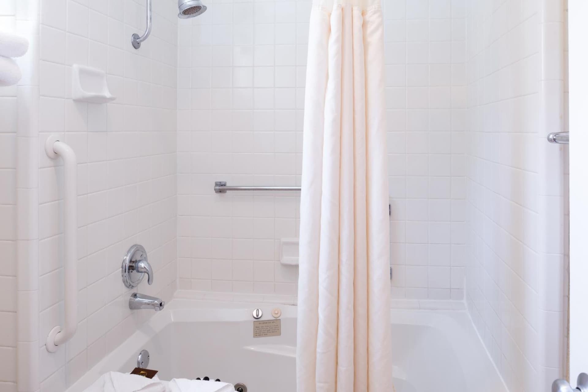 Best Western Plus Black Oak gallery photo in Paso Robles, CA — image 7