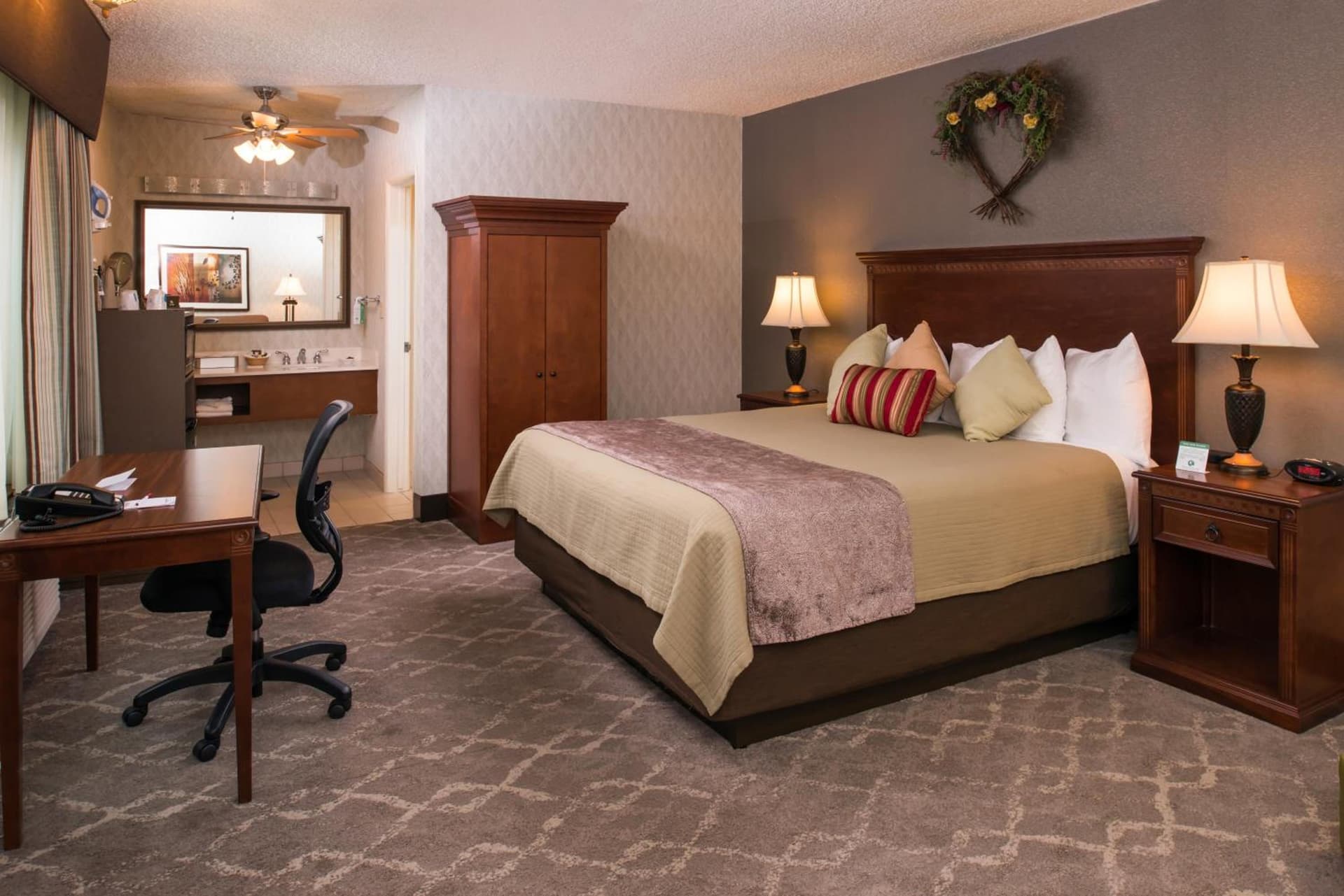 Best Western Plus Black Oak gallery photo in Paso Robles, CA — image 95