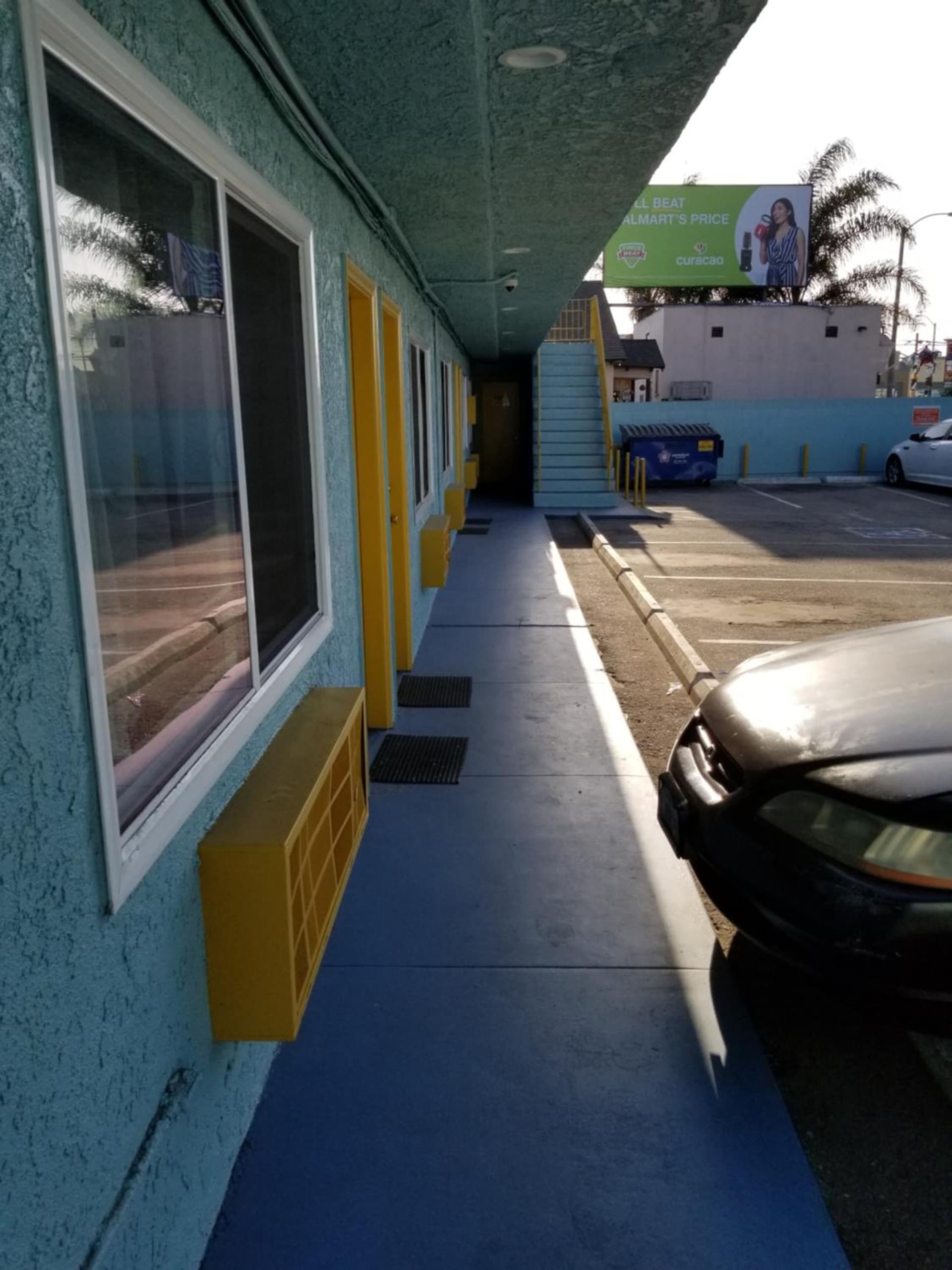 Rose motel gallery photo in Compton, CA — image 4